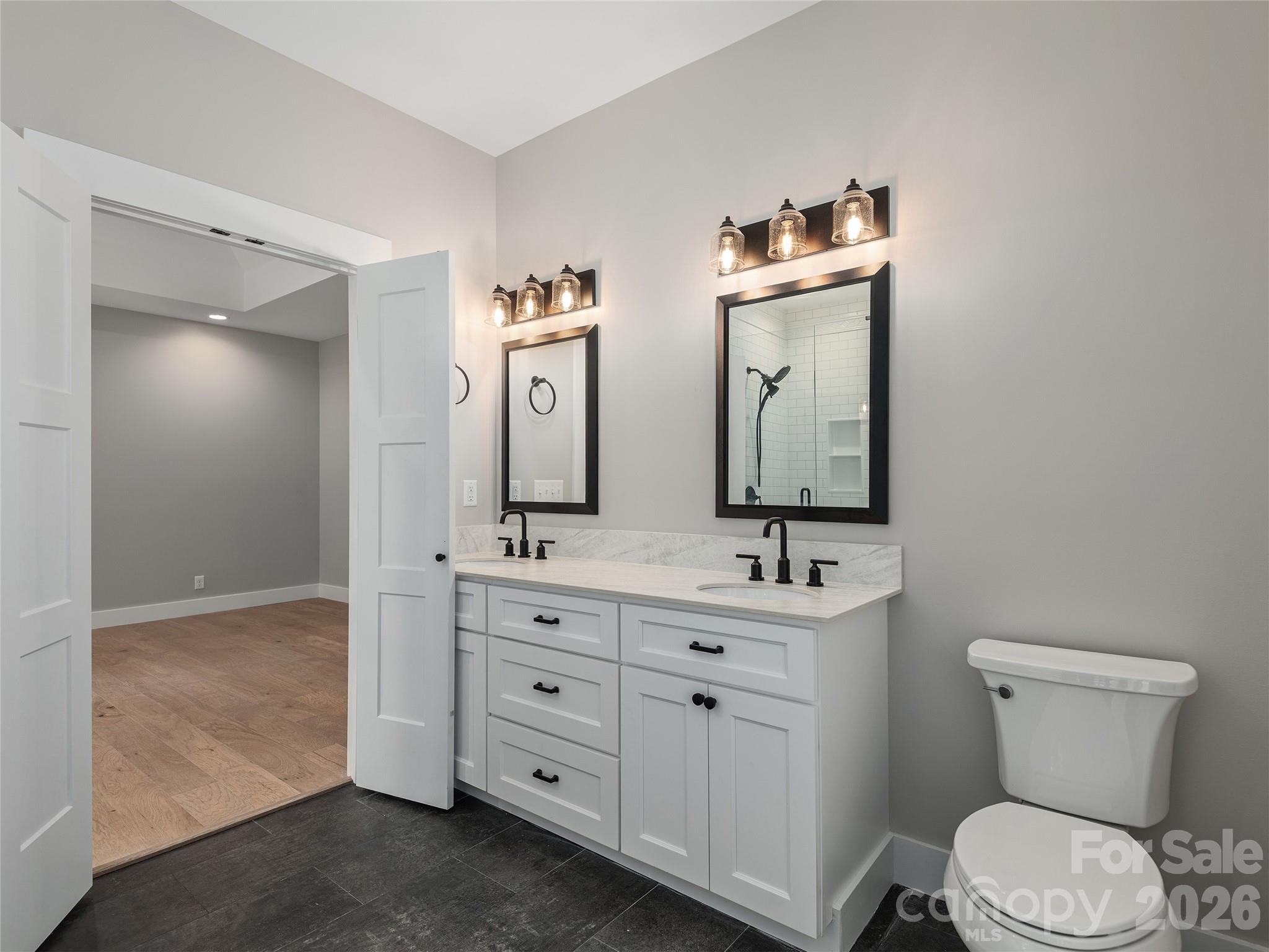 104 Arrowood Lane — Hendersonville