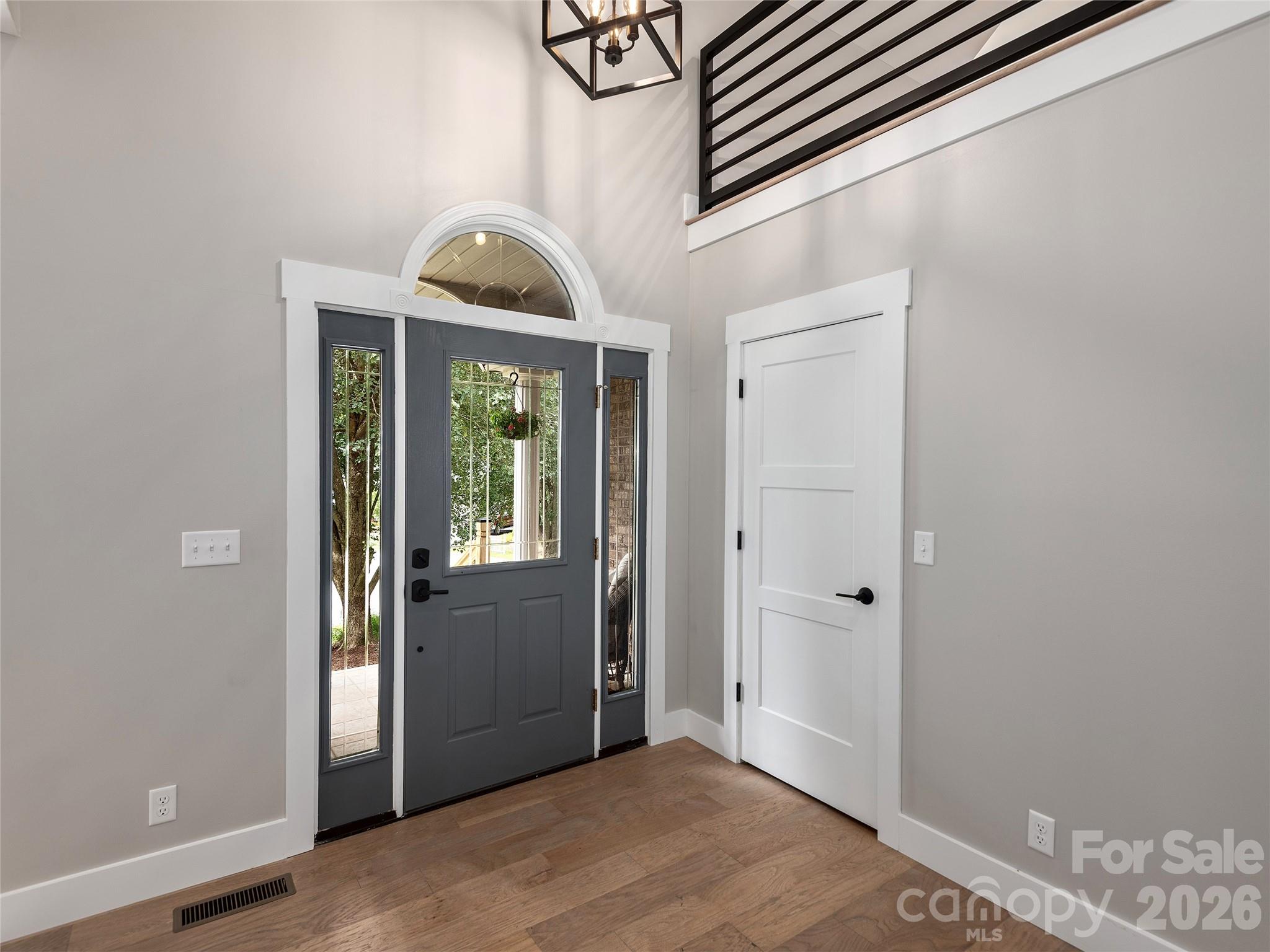 104 Arrowood Lane — Hendersonville