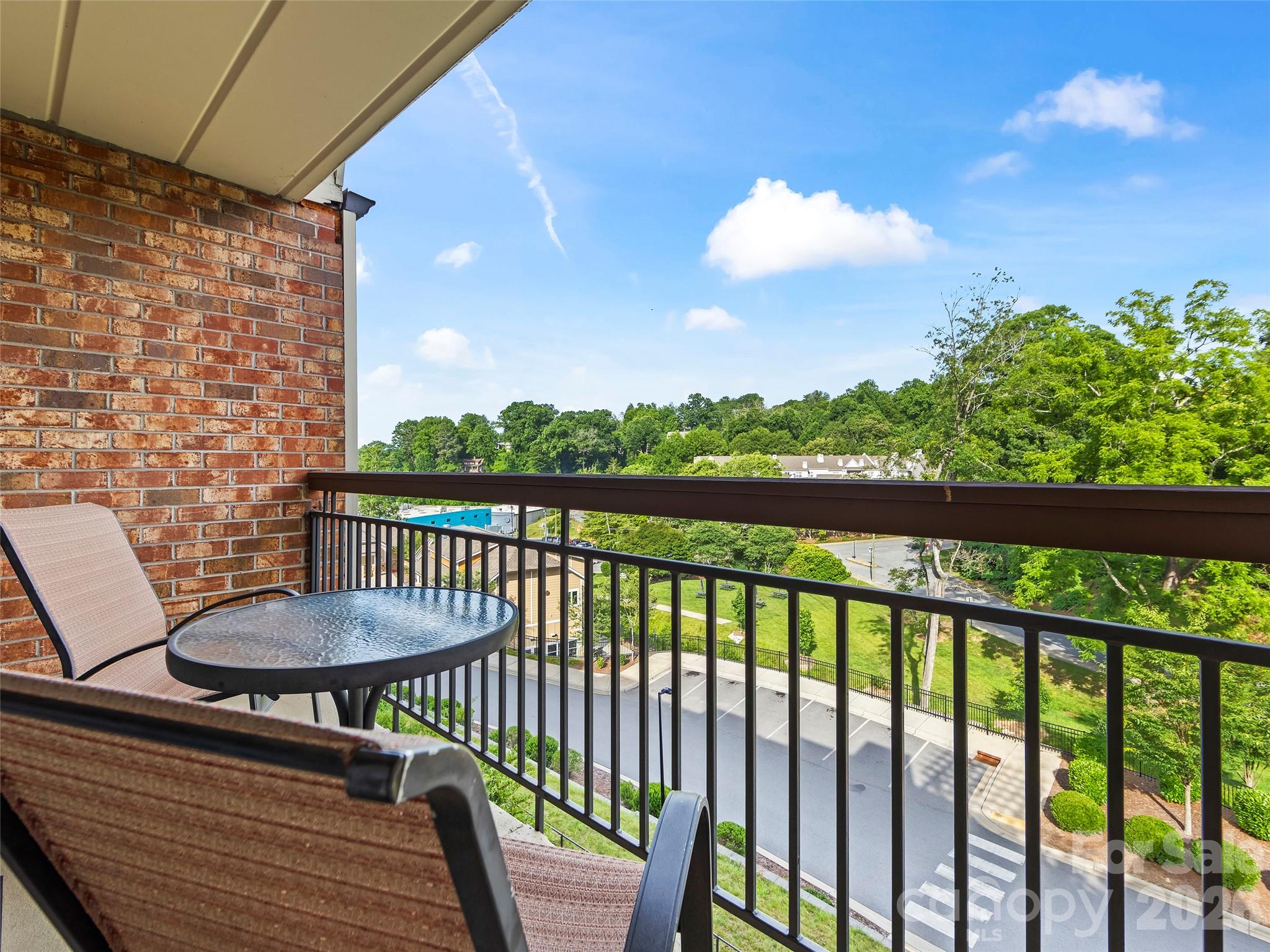 310 Bowling Park Road — Asheville