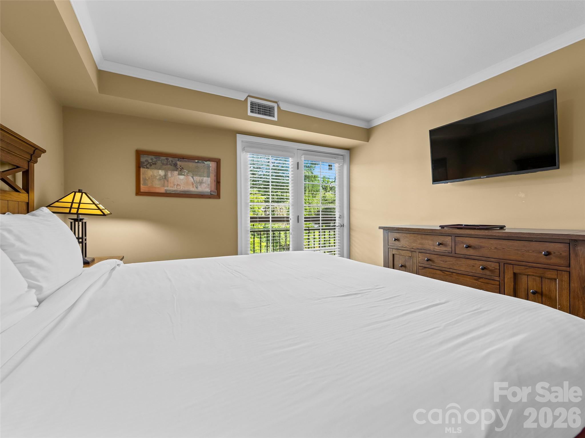 310 Bowling Park Road — Asheville