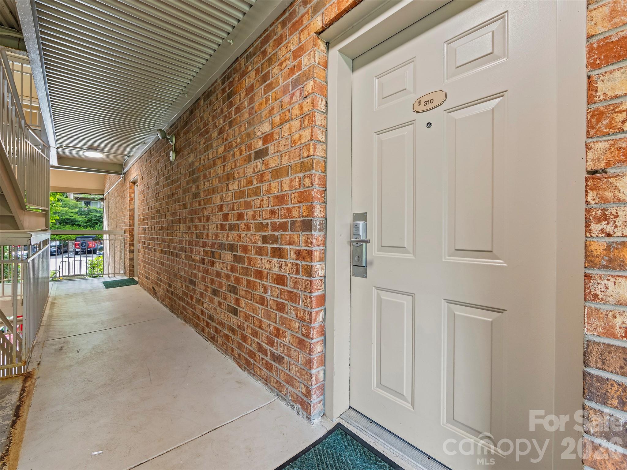 310 Bowling Park Road — Asheville