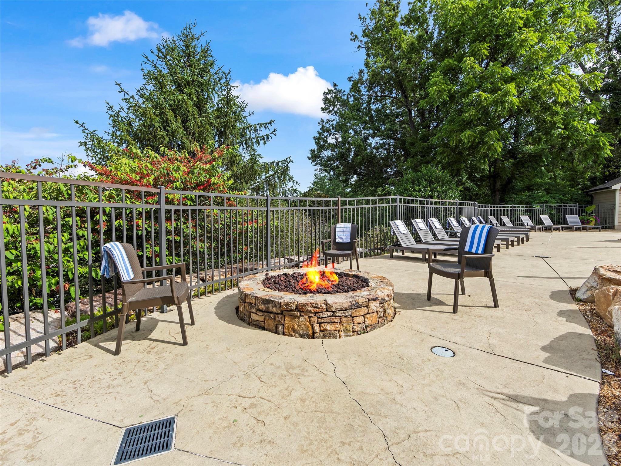 310 Bowling Park Road — Asheville