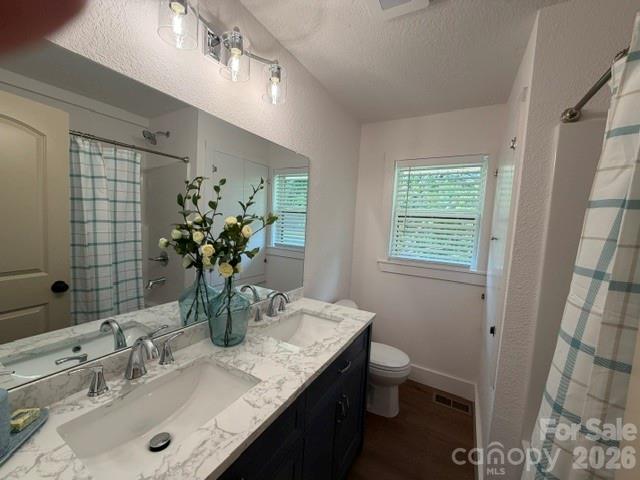 170 Clifton Avenue — Bryson City