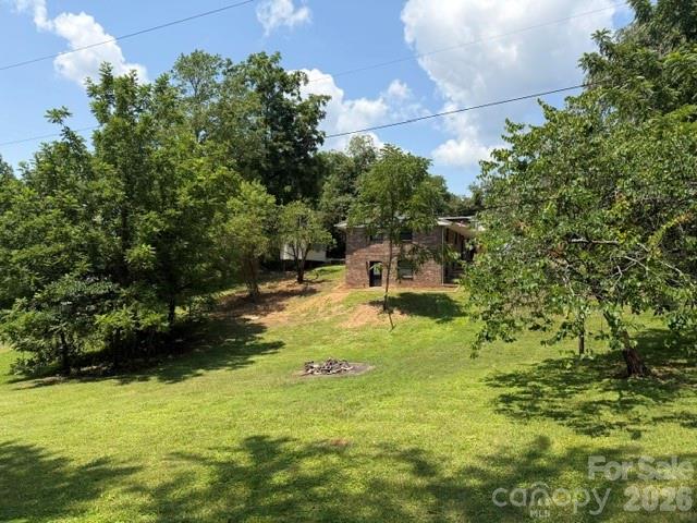 170 Clifton Avenue — Bryson City