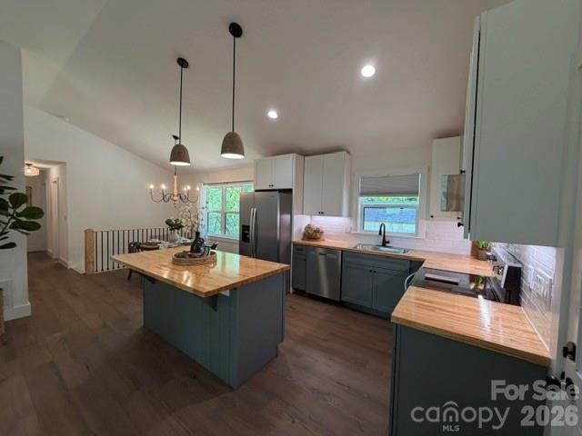 170 Clifton Avenue — Bryson City