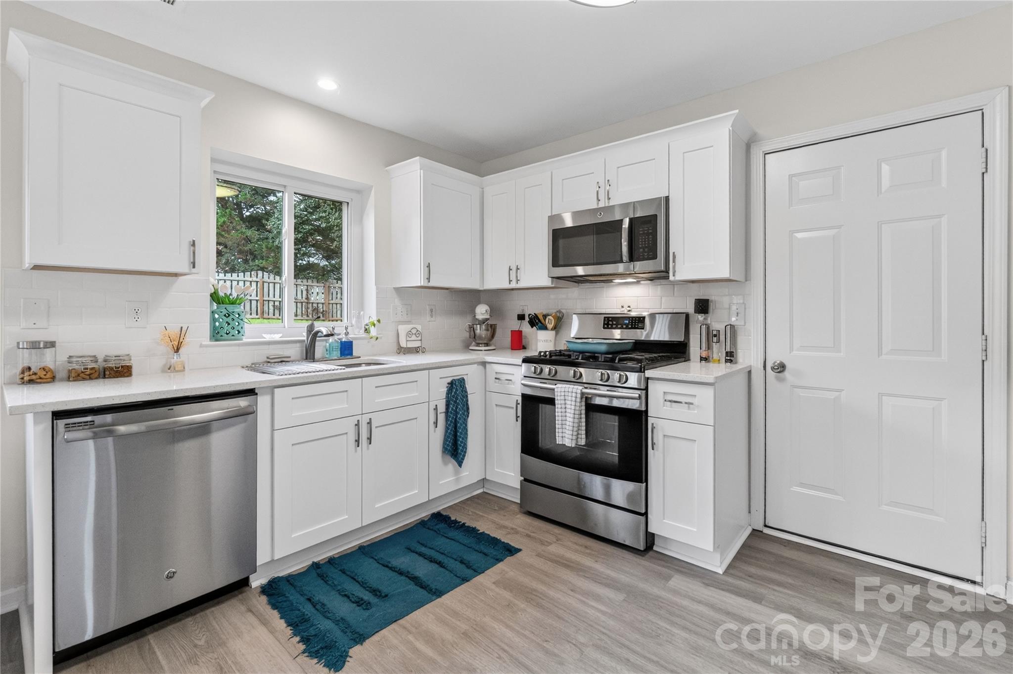 7602 Berrywood Circle — Huntersville
