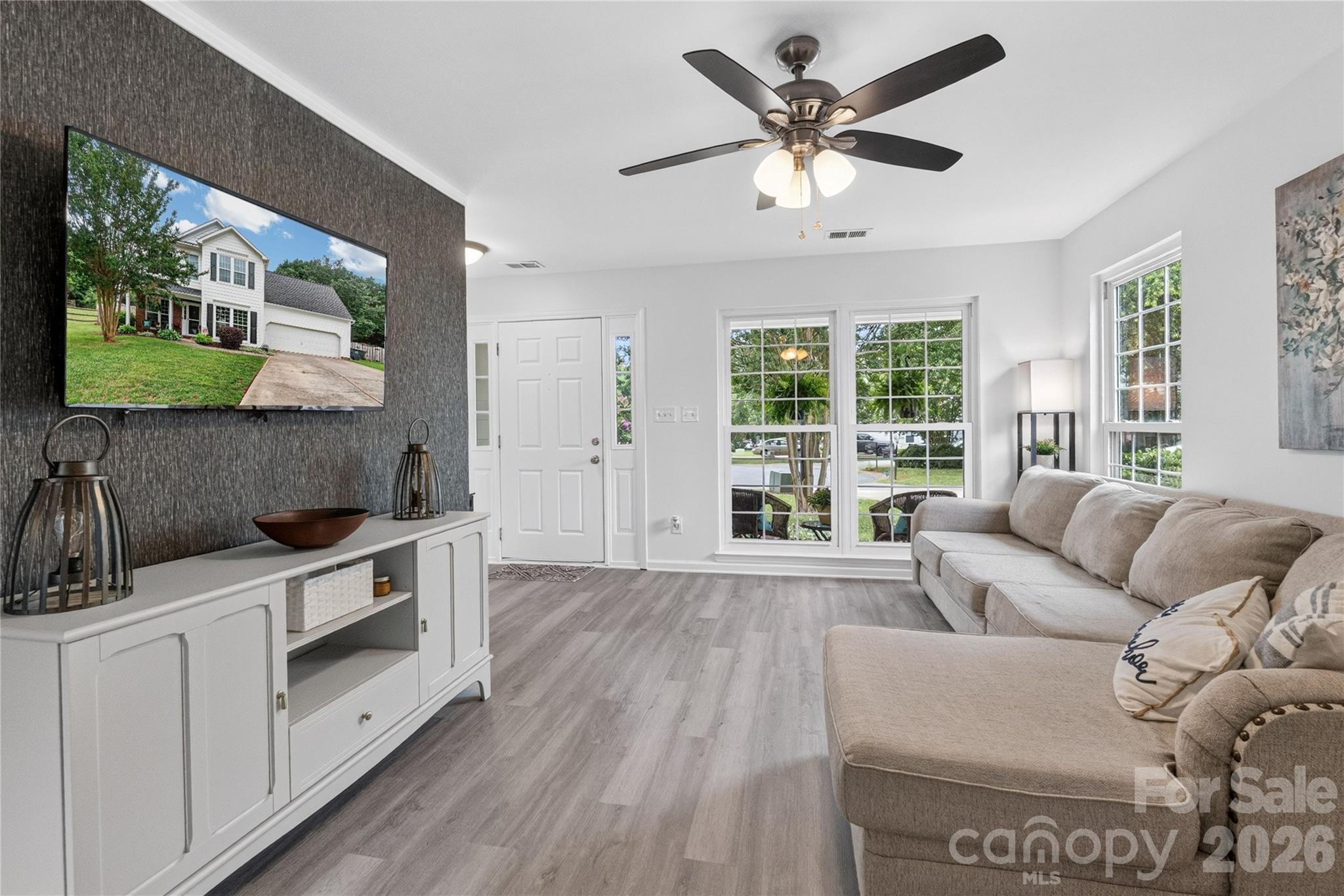 7602 Berrywood Circle — Huntersville