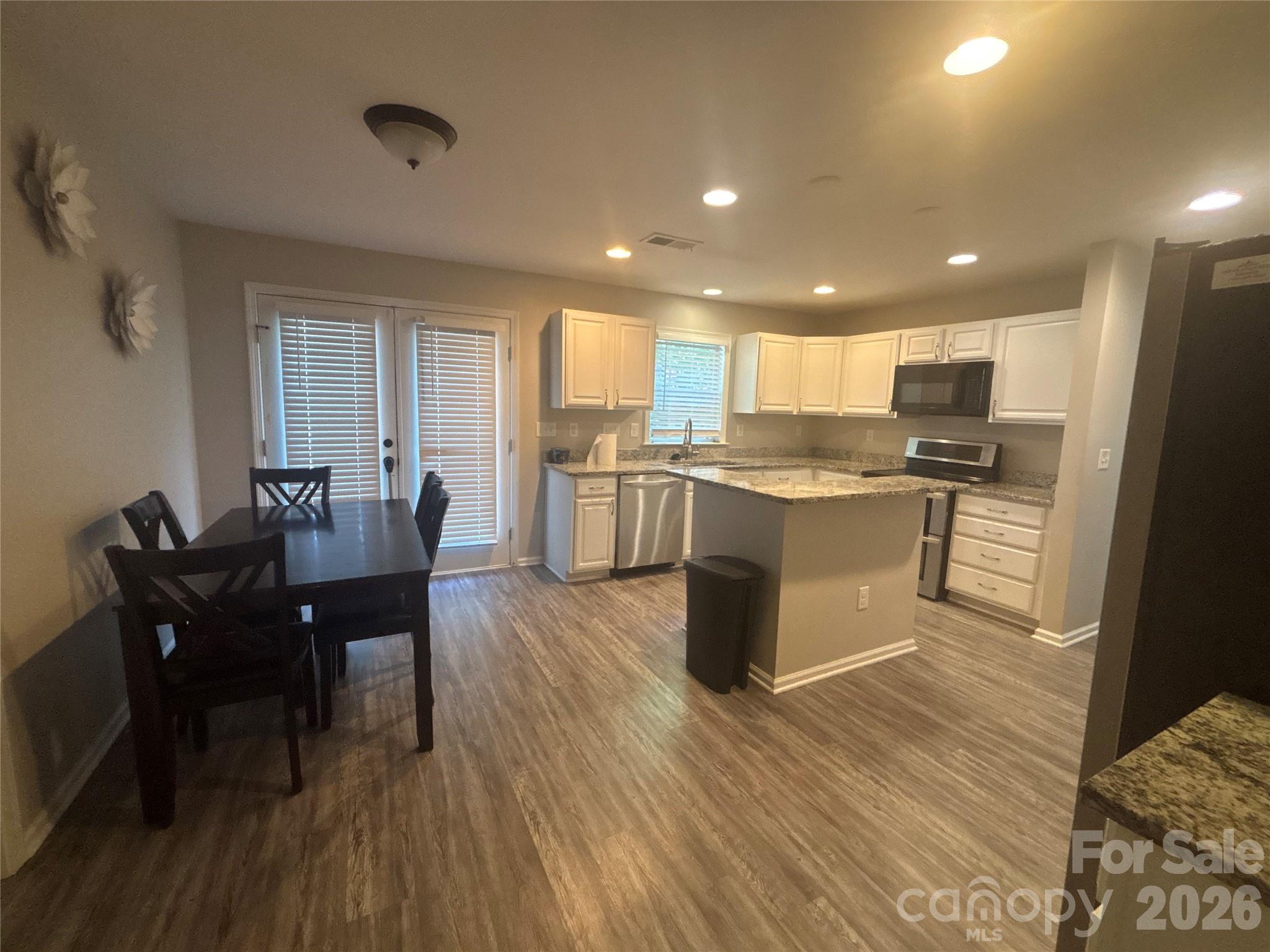 7413 Tupelo Lane — Charlotte