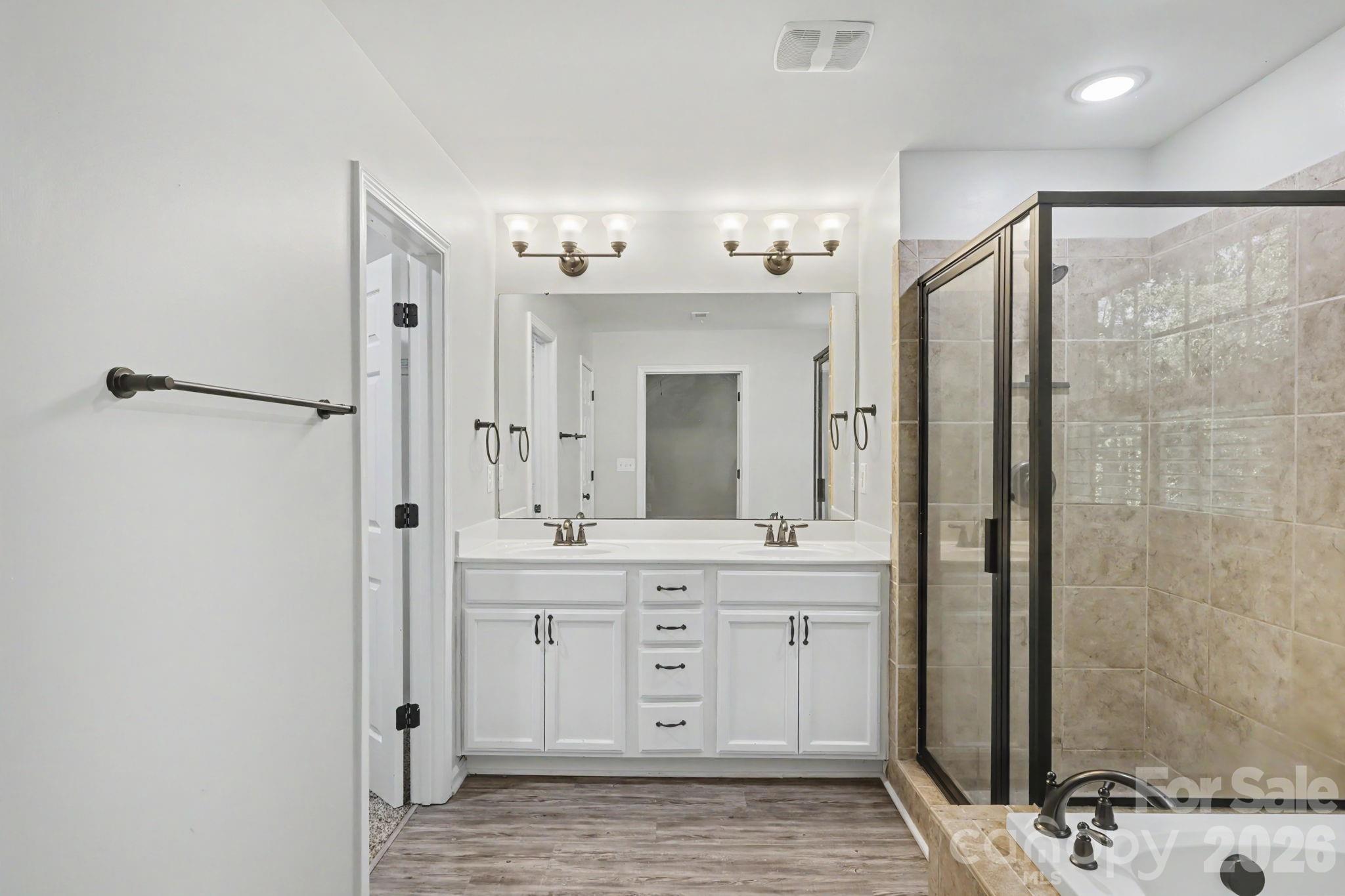 7413 Tupelo Lane — Charlotte