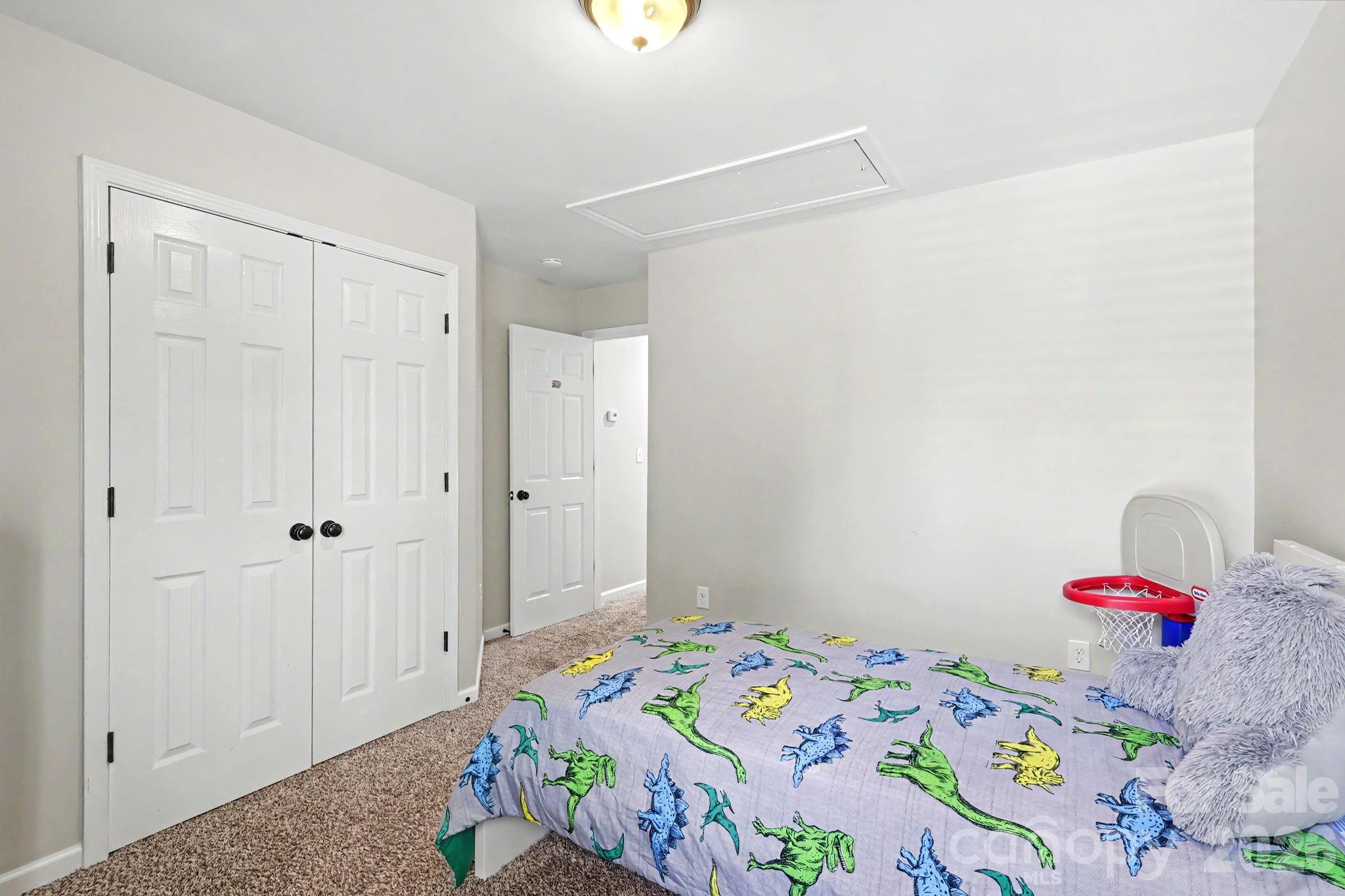 7413 Tupelo Lane — Charlotte