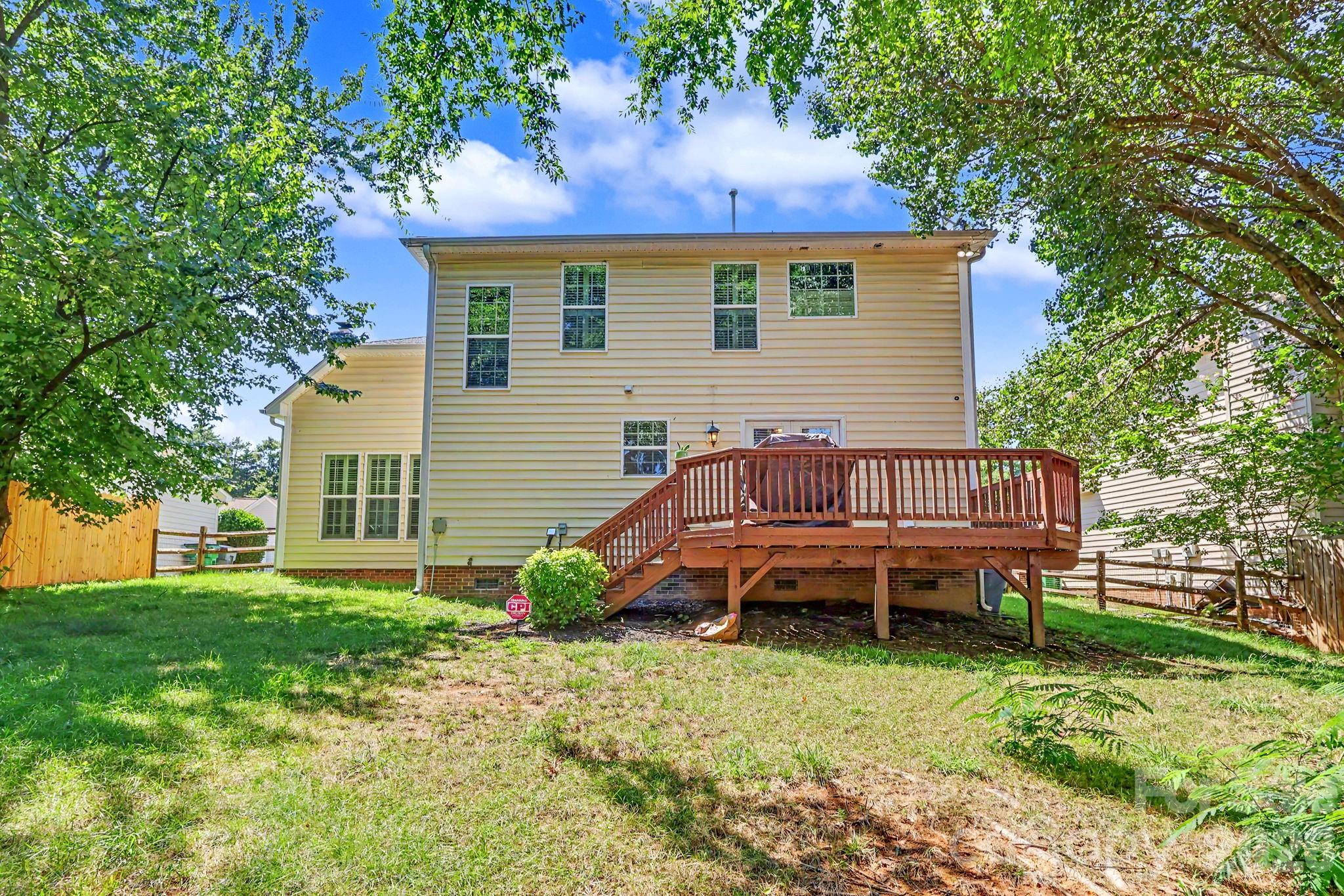7413 Tupelo Lane — Charlotte