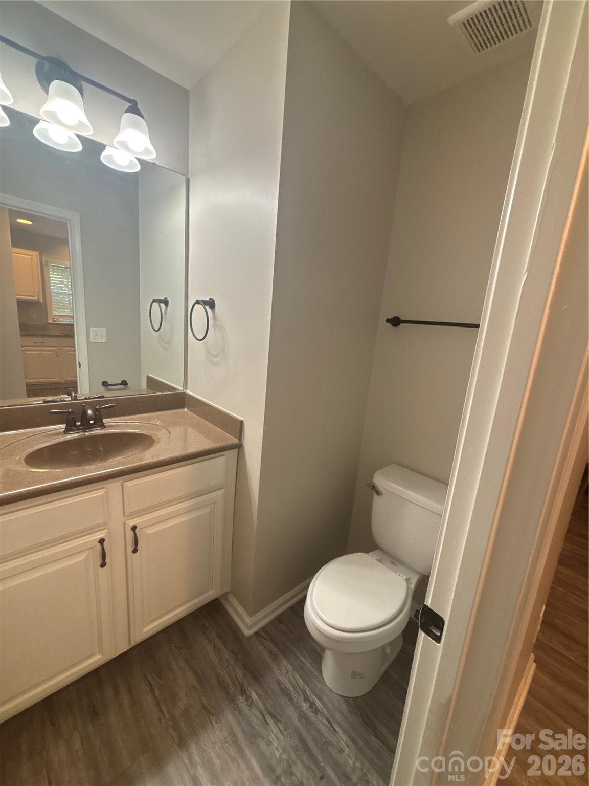 7413 Tupelo Lane — Charlotte