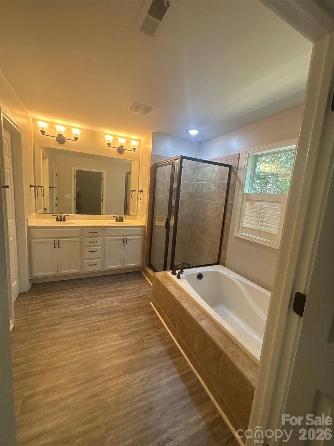 7413 Tupelo Lane — Charlotte