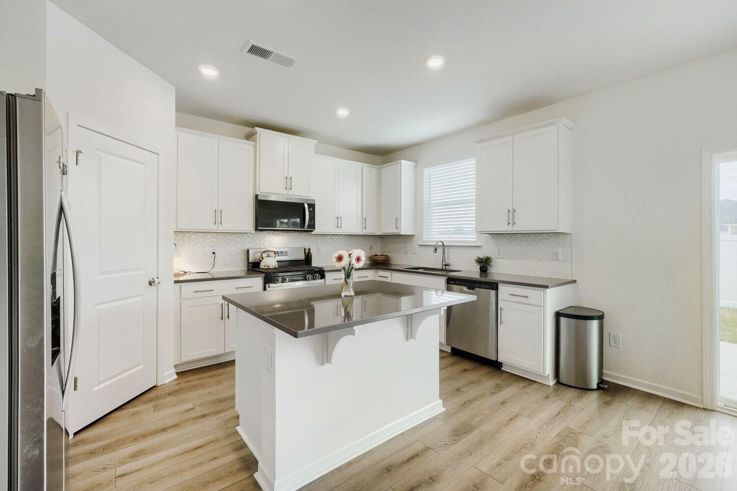 3244 Maya Lane — Midland