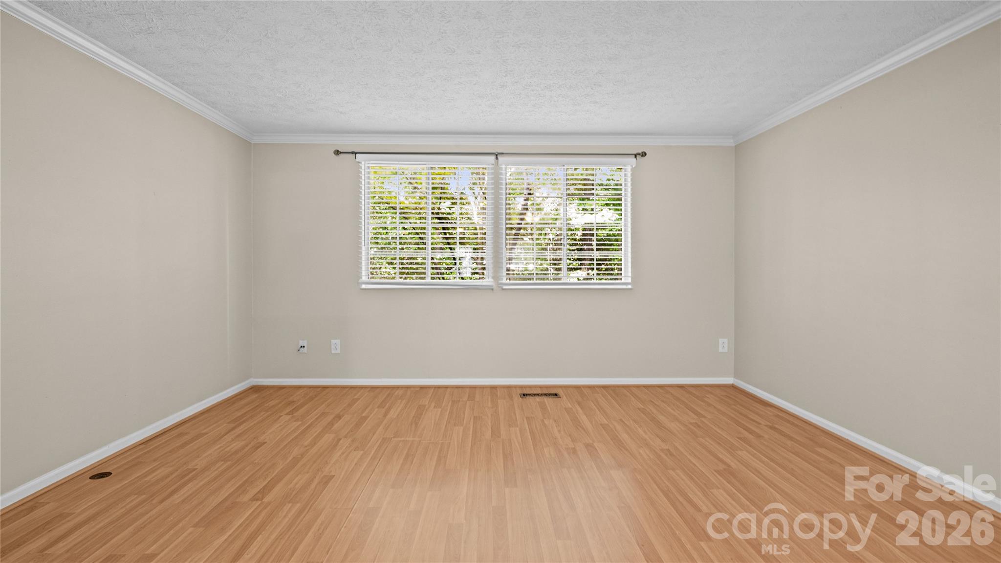 1231 Scaleybark Road — Charlotte