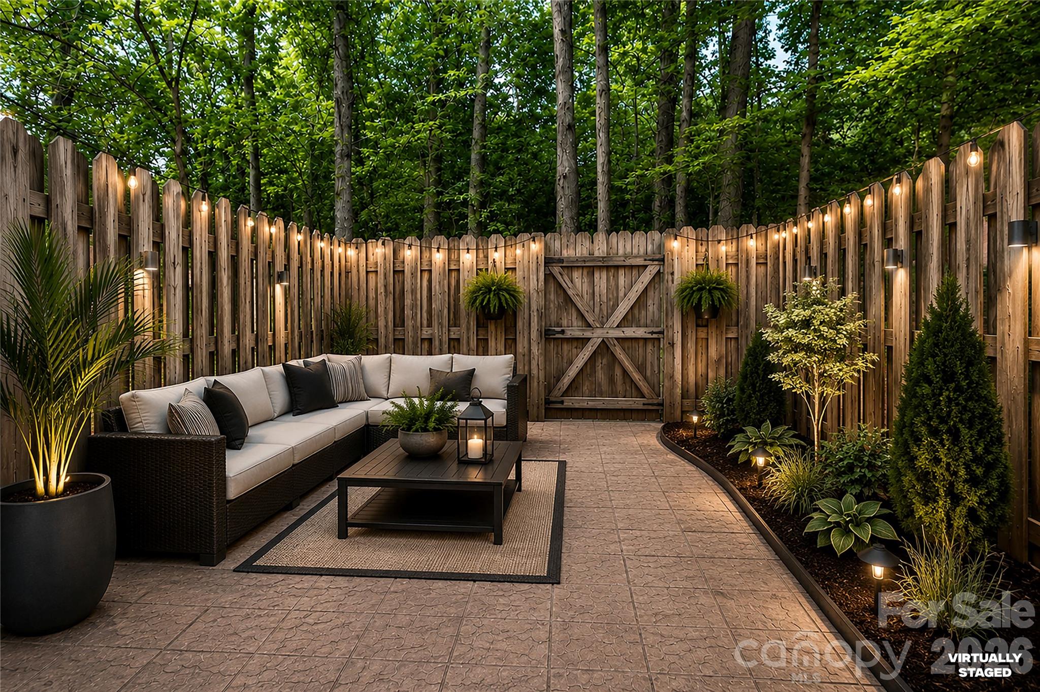 1231 Scaleybark Road — Charlotte