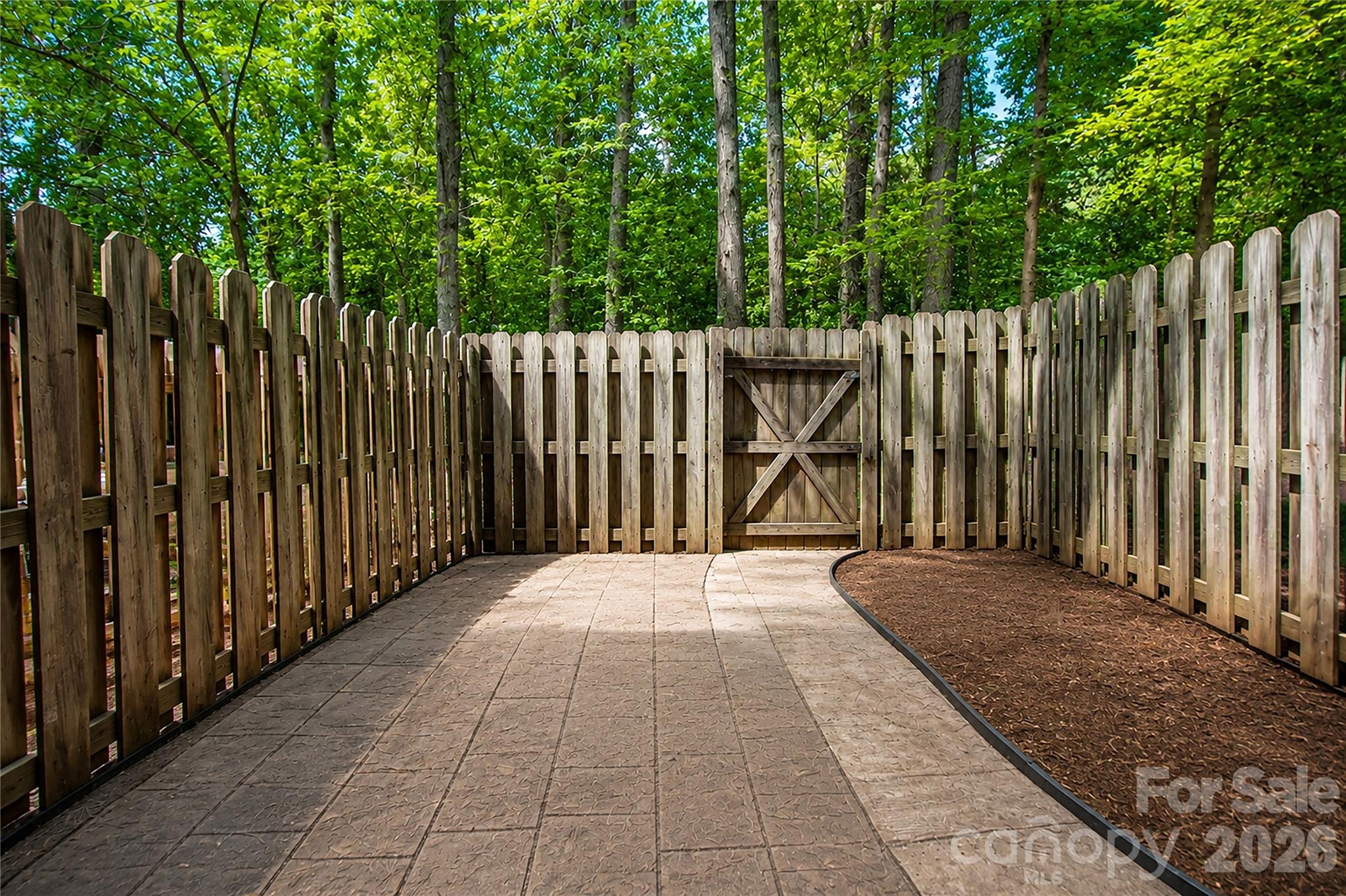 1231 Scaleybark Road — Charlotte