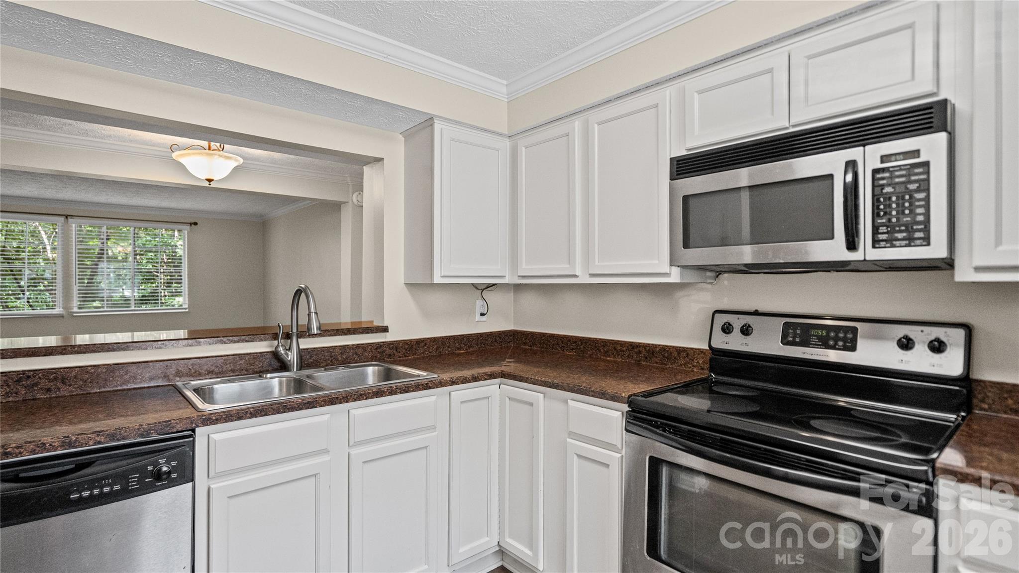 1231 Scaleybark Road — Charlotte