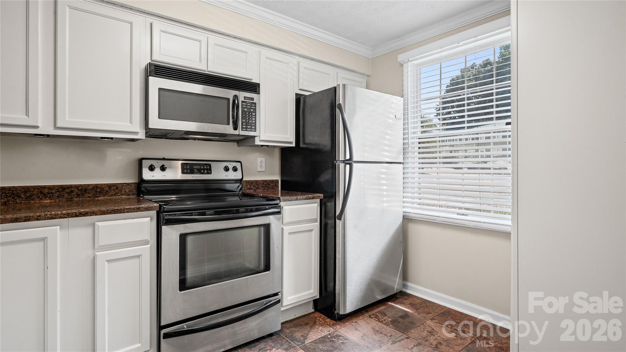1231 Scaleybark Road — Charlotte