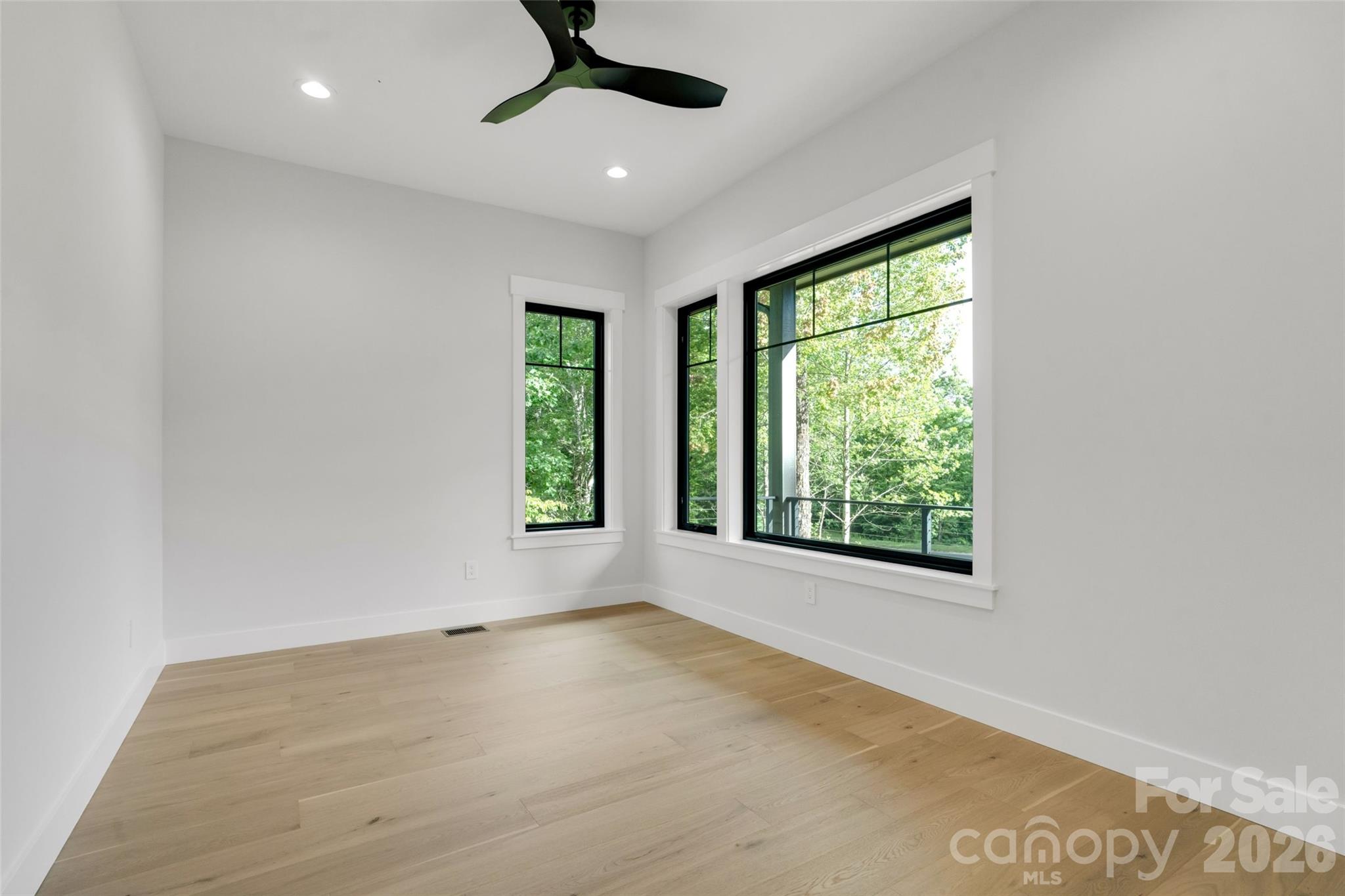 163 Stonefly Drive — Horse Shoe