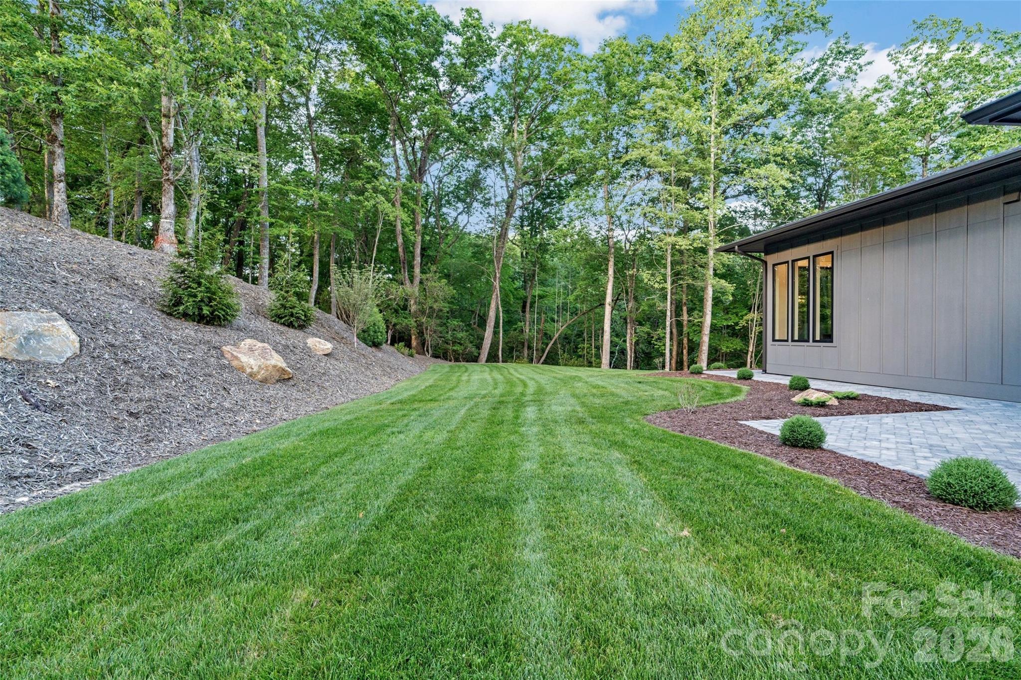 163 Stonefly Drive — Horse Shoe