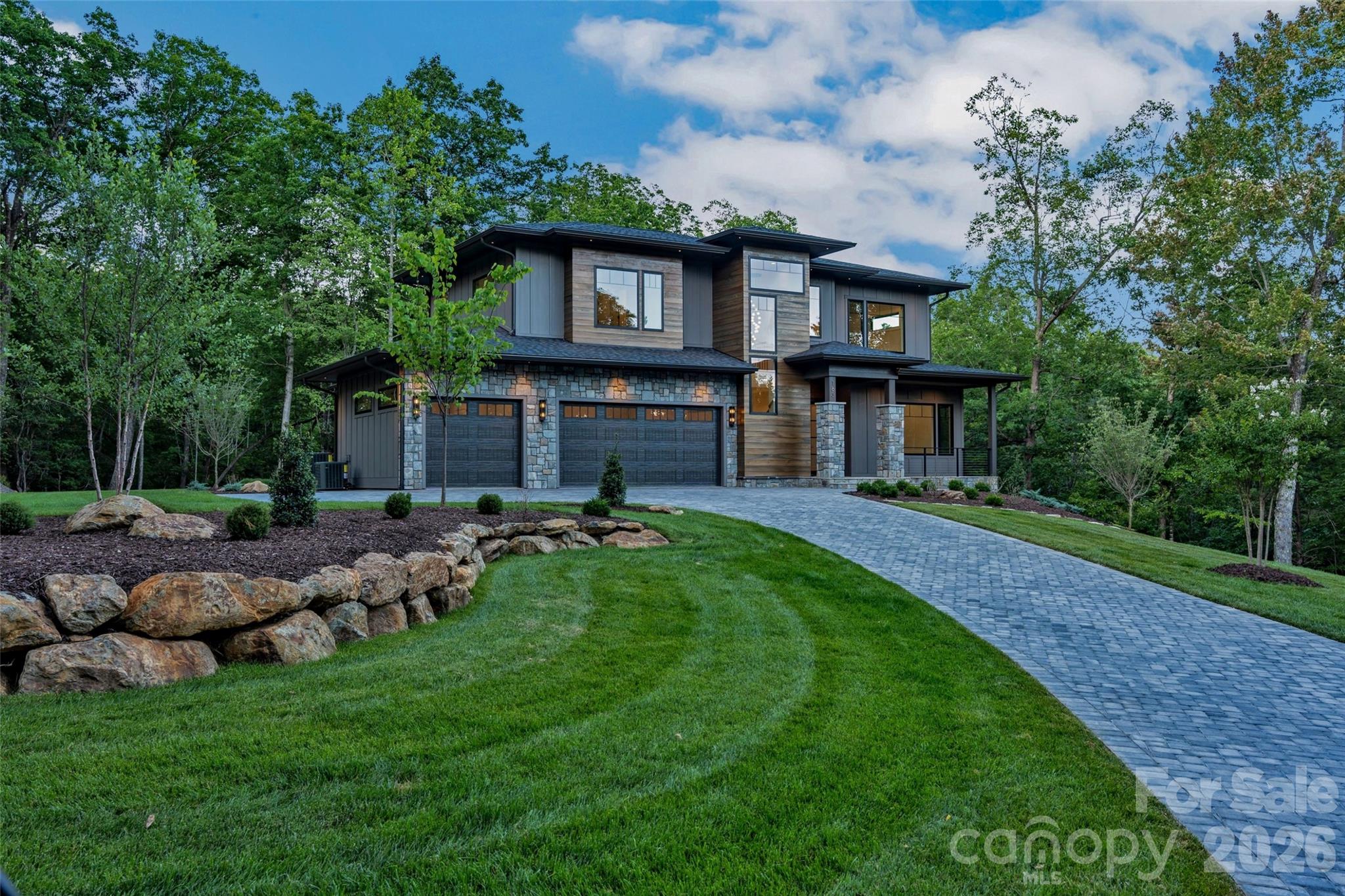 163 Stonefly Drive — Horse Shoe
