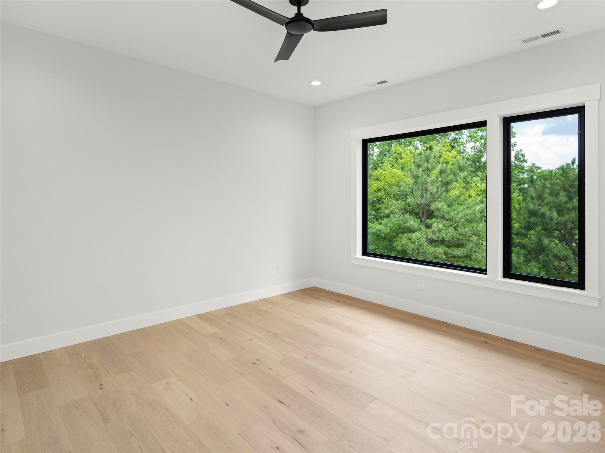 163 Stonefly Drive — Horse Shoe