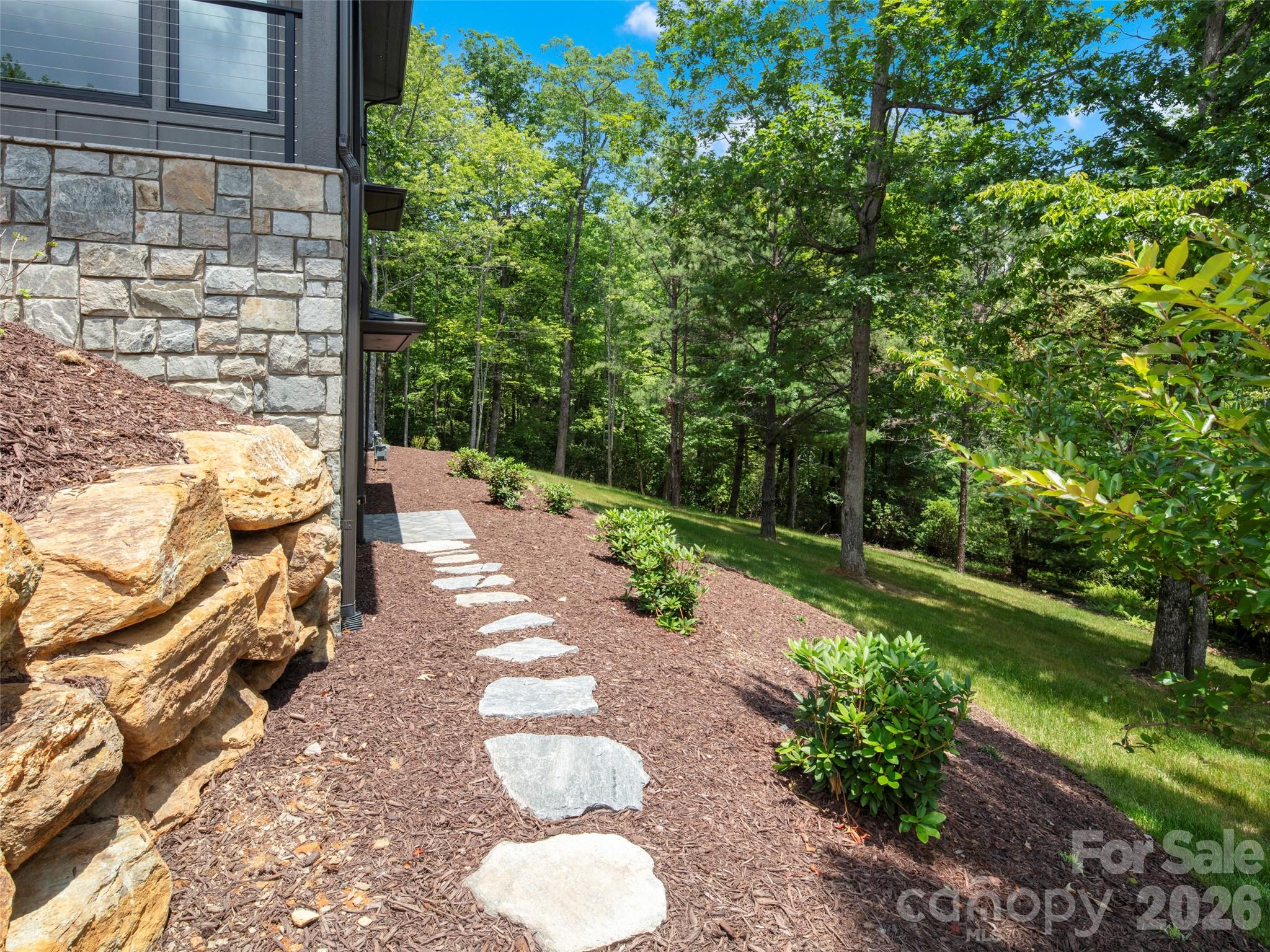 163 Stonefly Drive — Horse Shoe