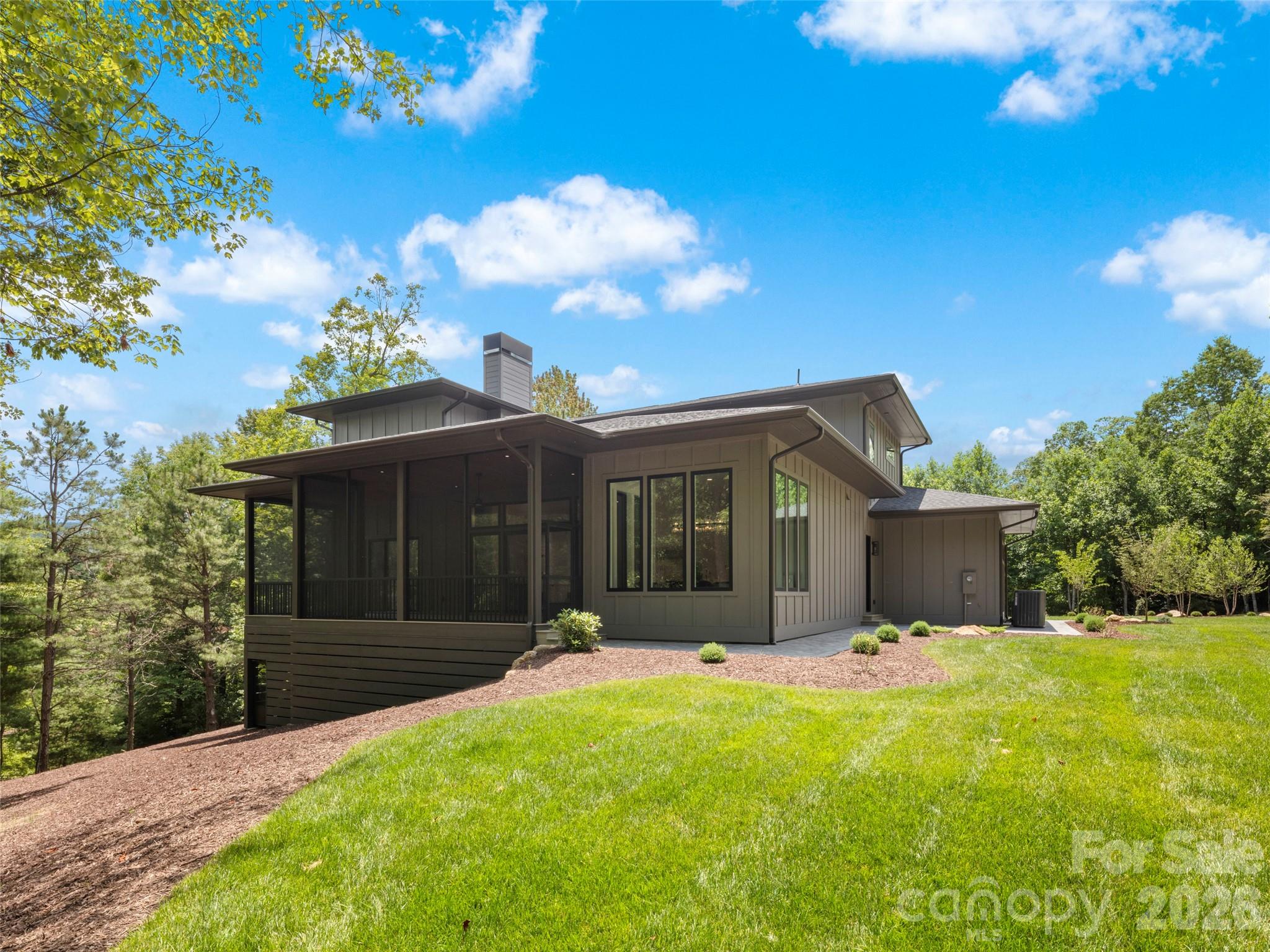 163 Stonefly Drive — Horse Shoe