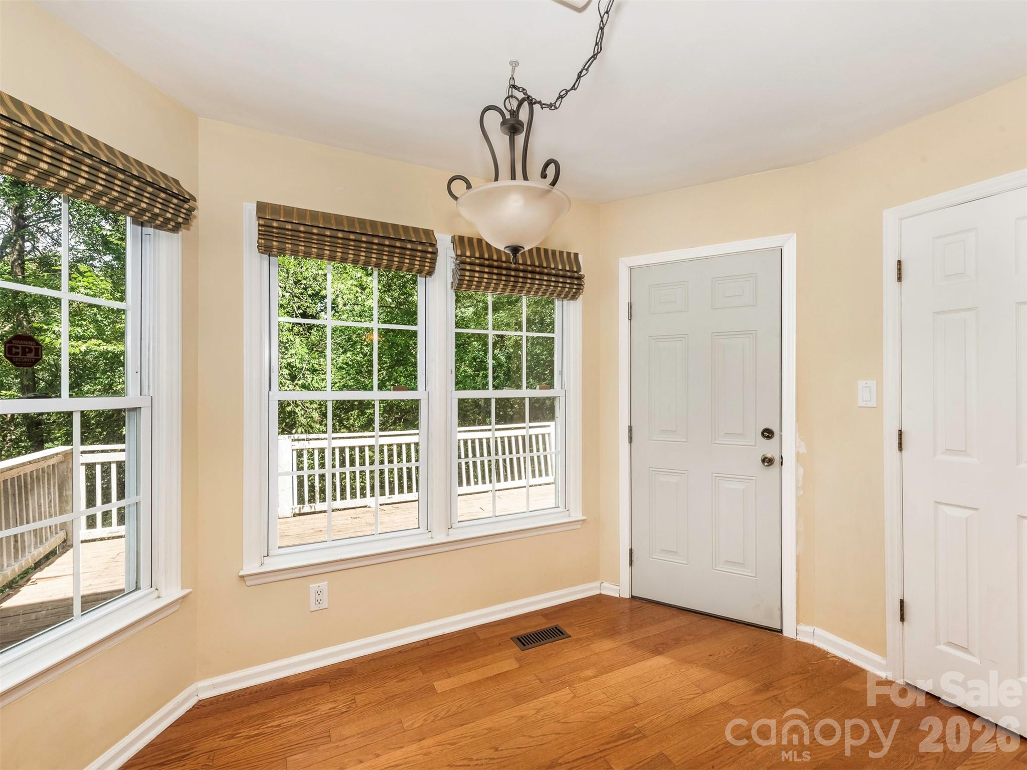 14437 Raynham Drive — Charlotte