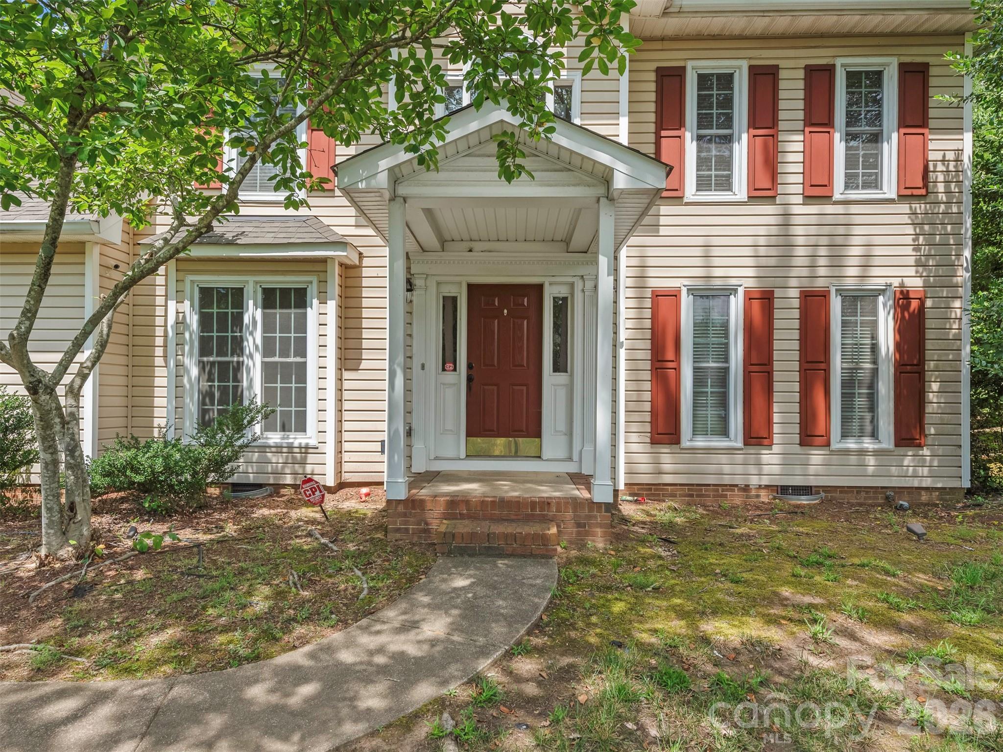 14437 Raynham Drive — Charlotte