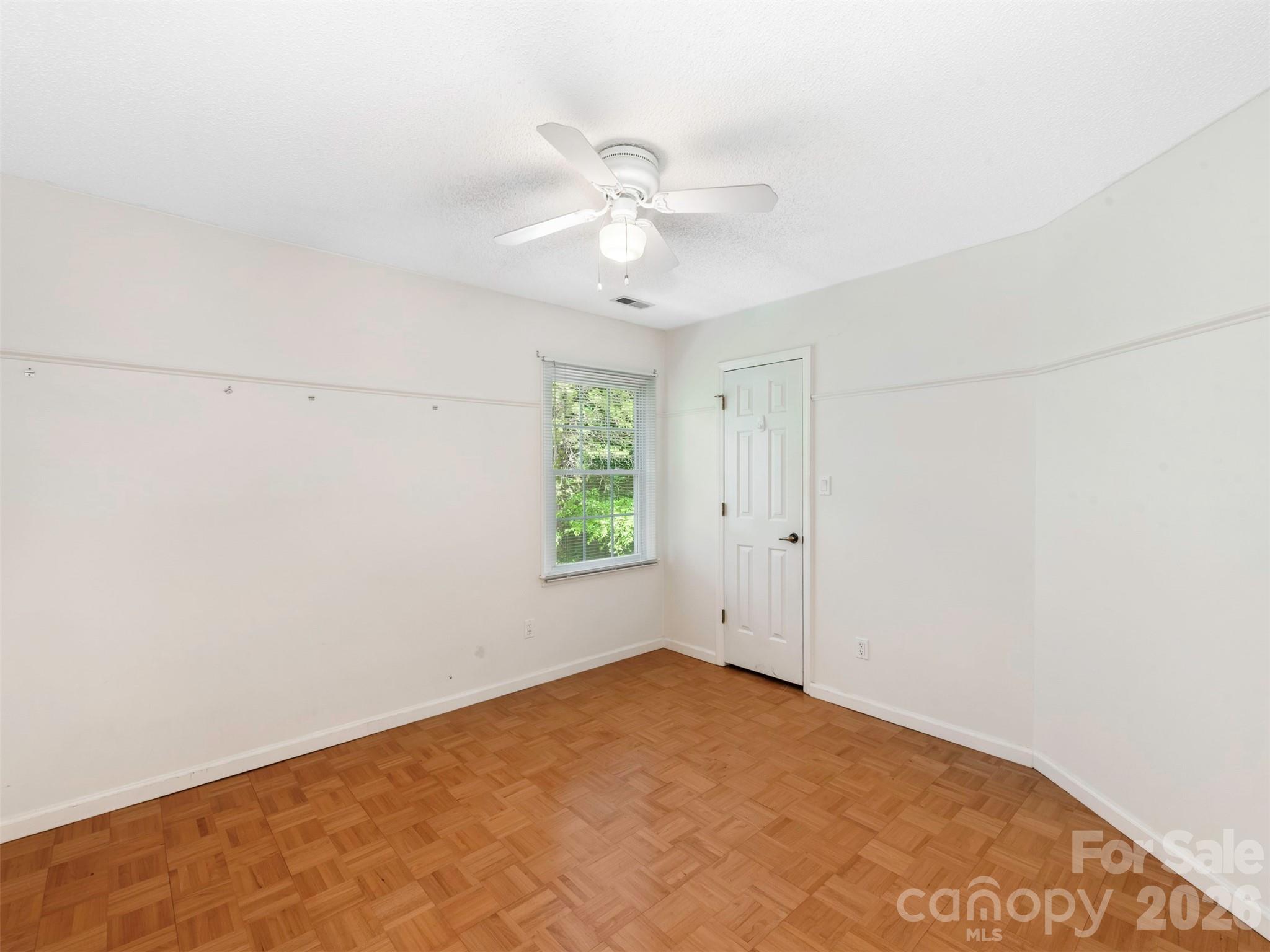 14437 Raynham Drive — Charlotte
