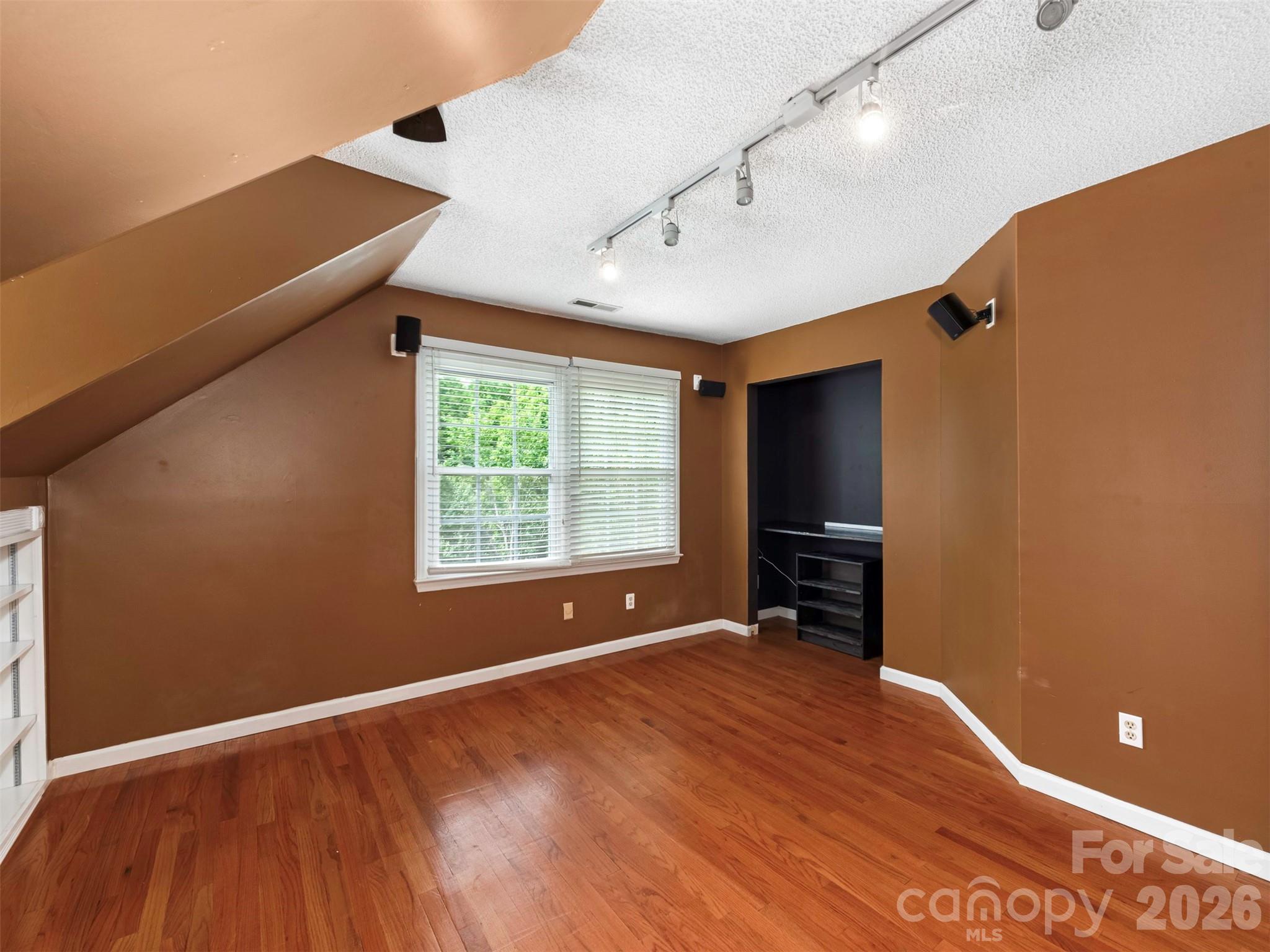 14437 Raynham Drive — Charlotte