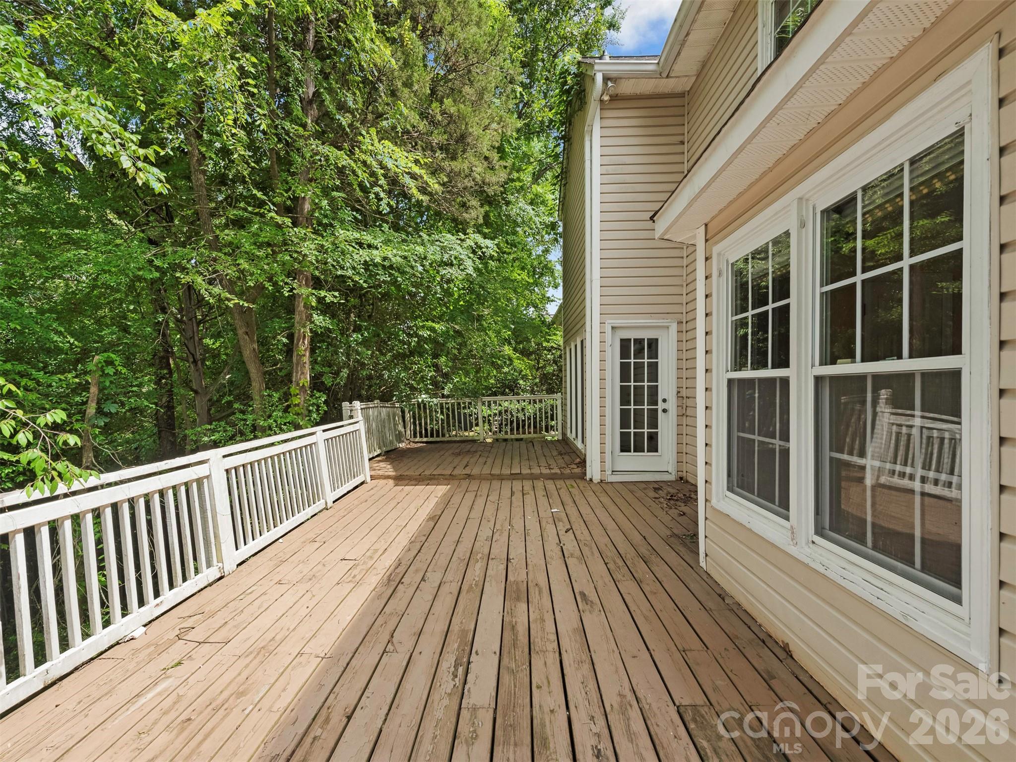 14437 Raynham Drive — Charlotte