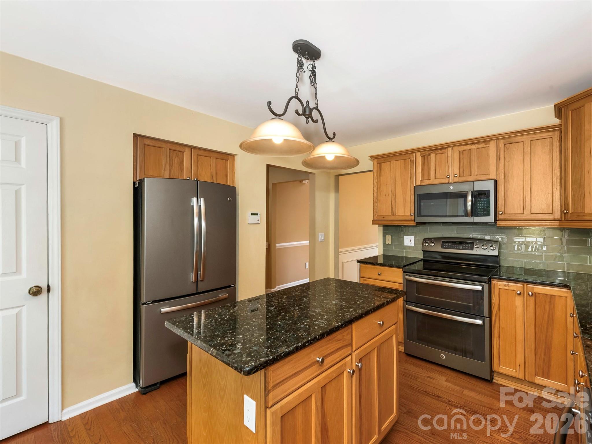 14437 Raynham Drive — Charlotte