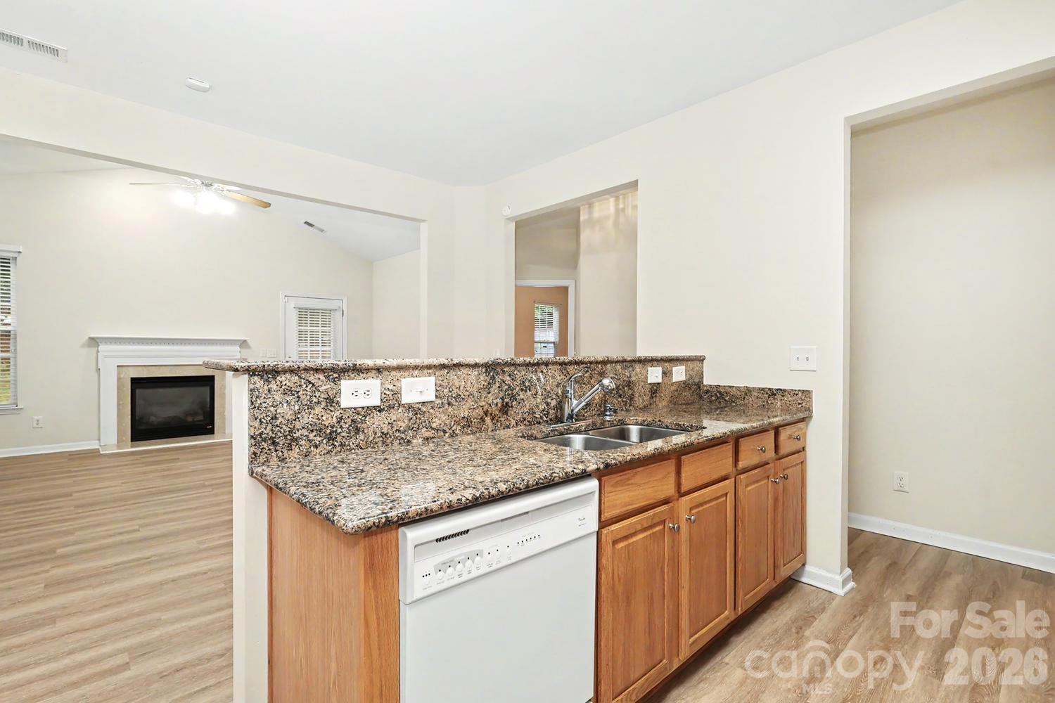 1669 Onyx Ridge — Fort Mill