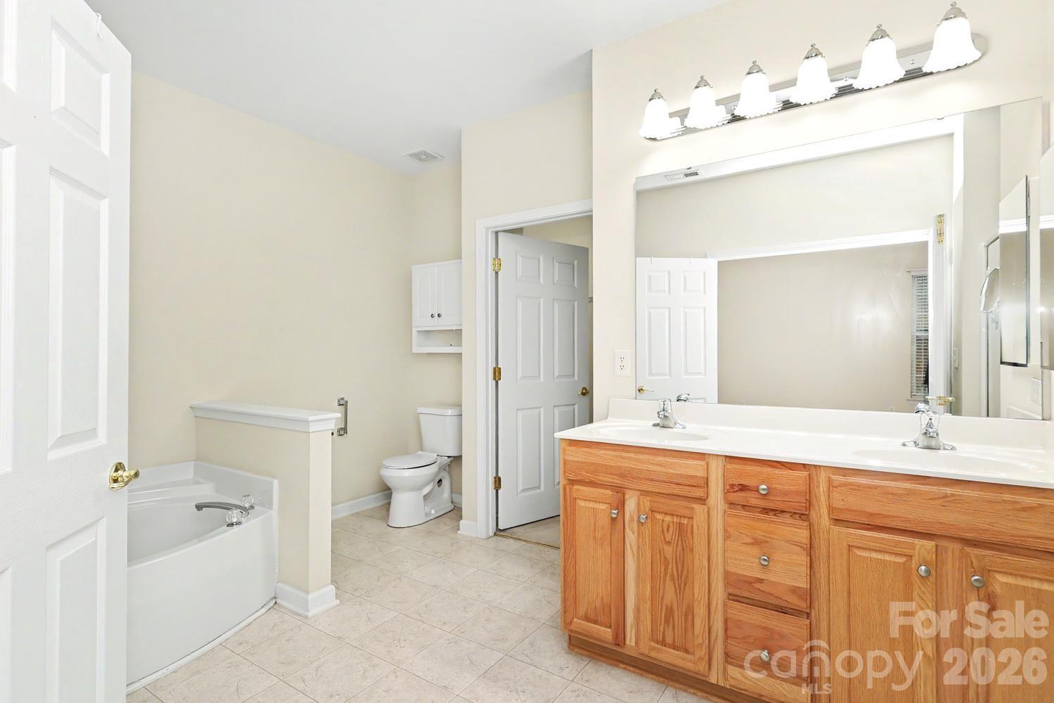 1669 Onyx Ridge — Fort Mill