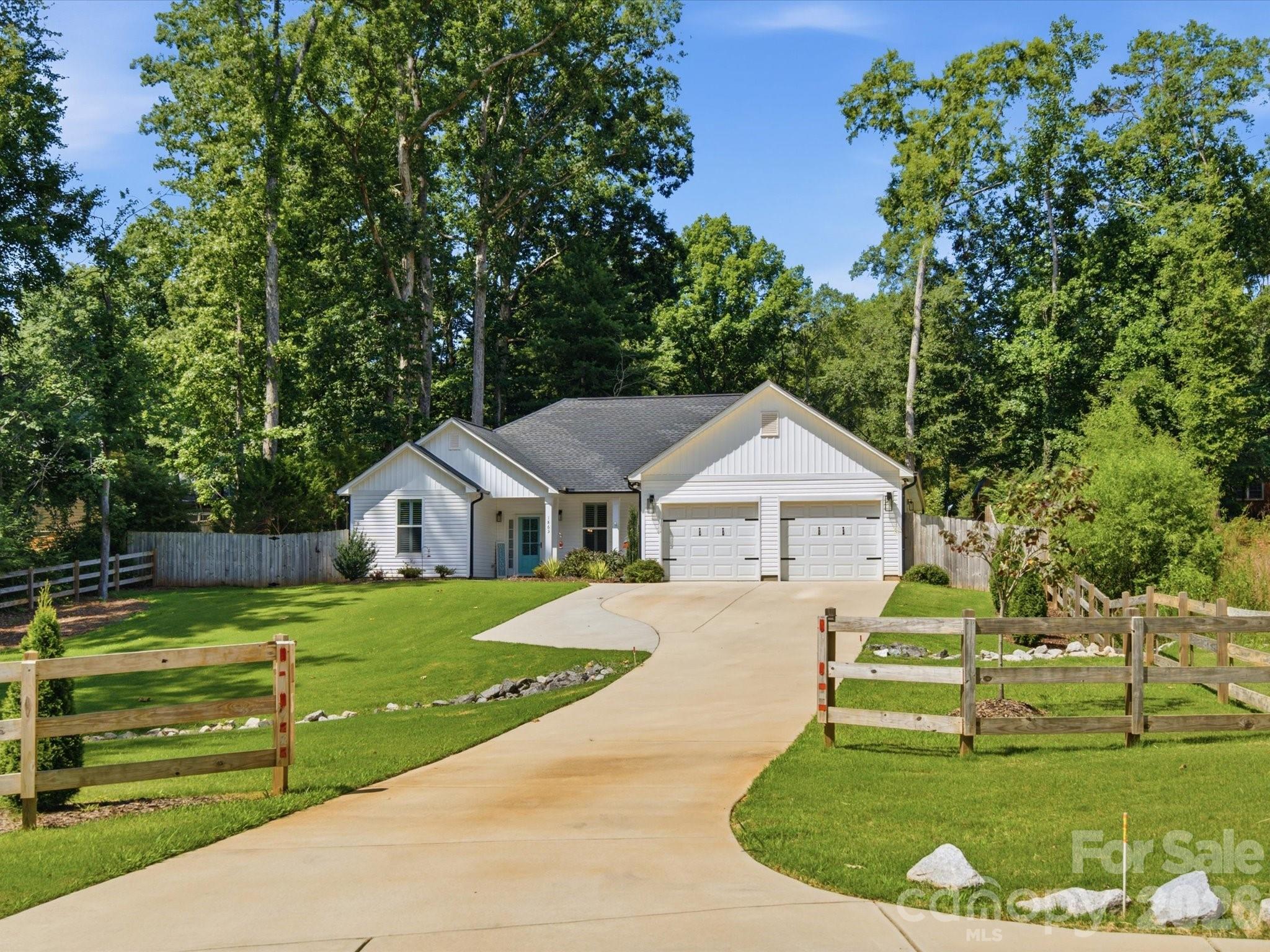 1863 Sardis Drive — Lancaster