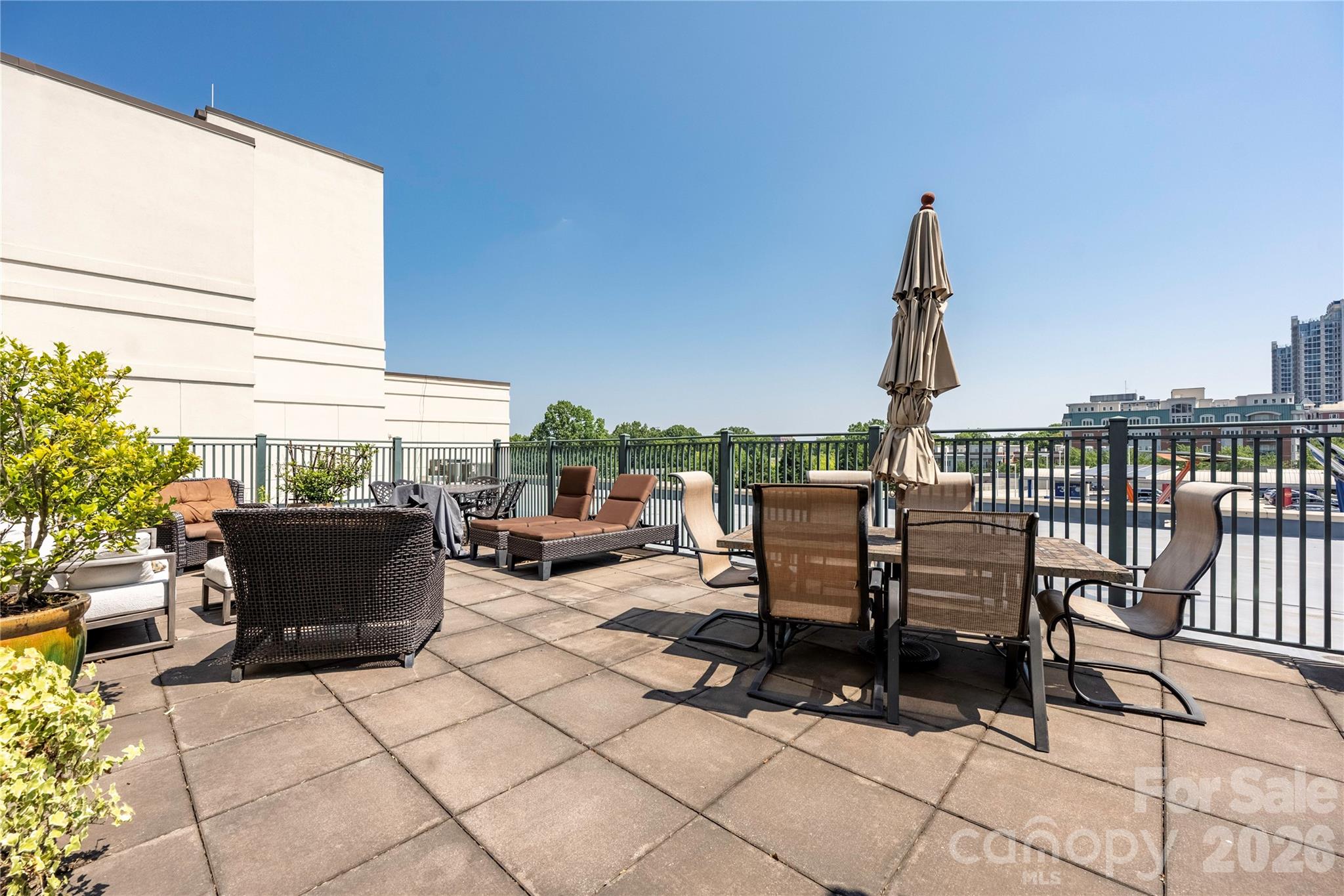 229 N Church Street — Charlotte
