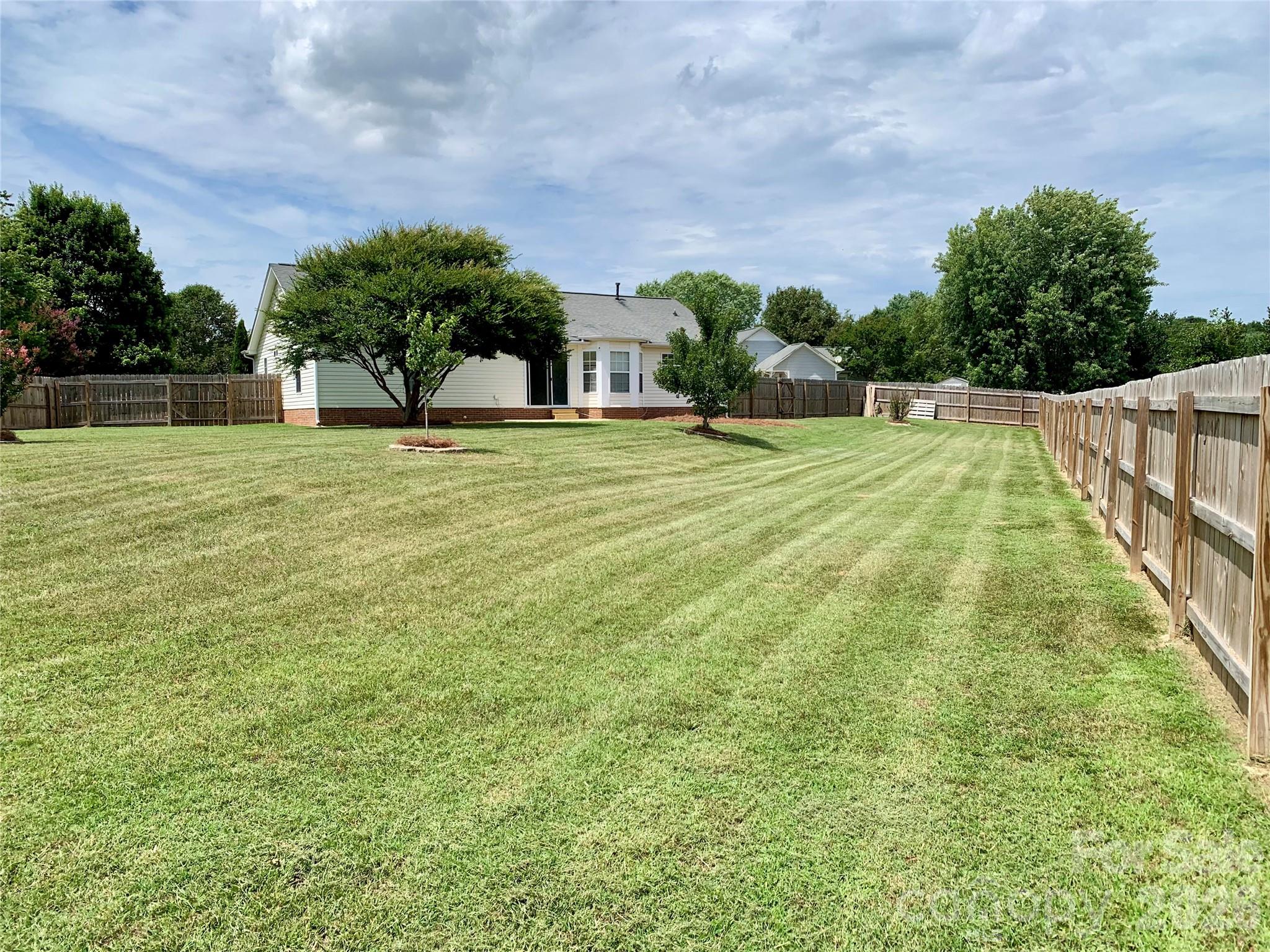 2301 Hunters Way — Monroe