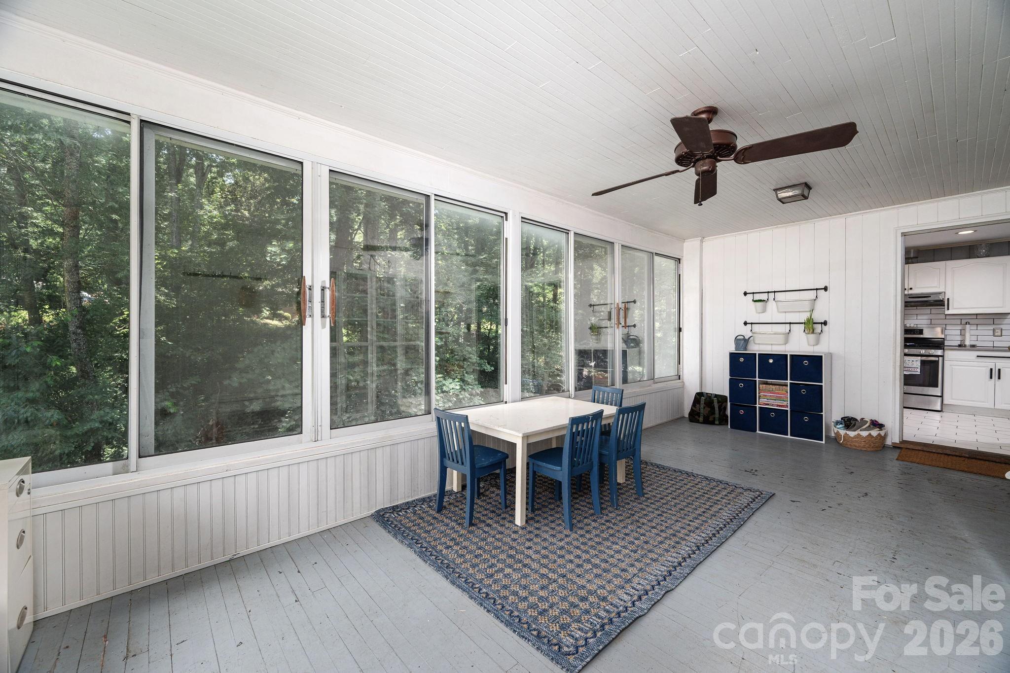 504 Dogwood Lane — Belmont