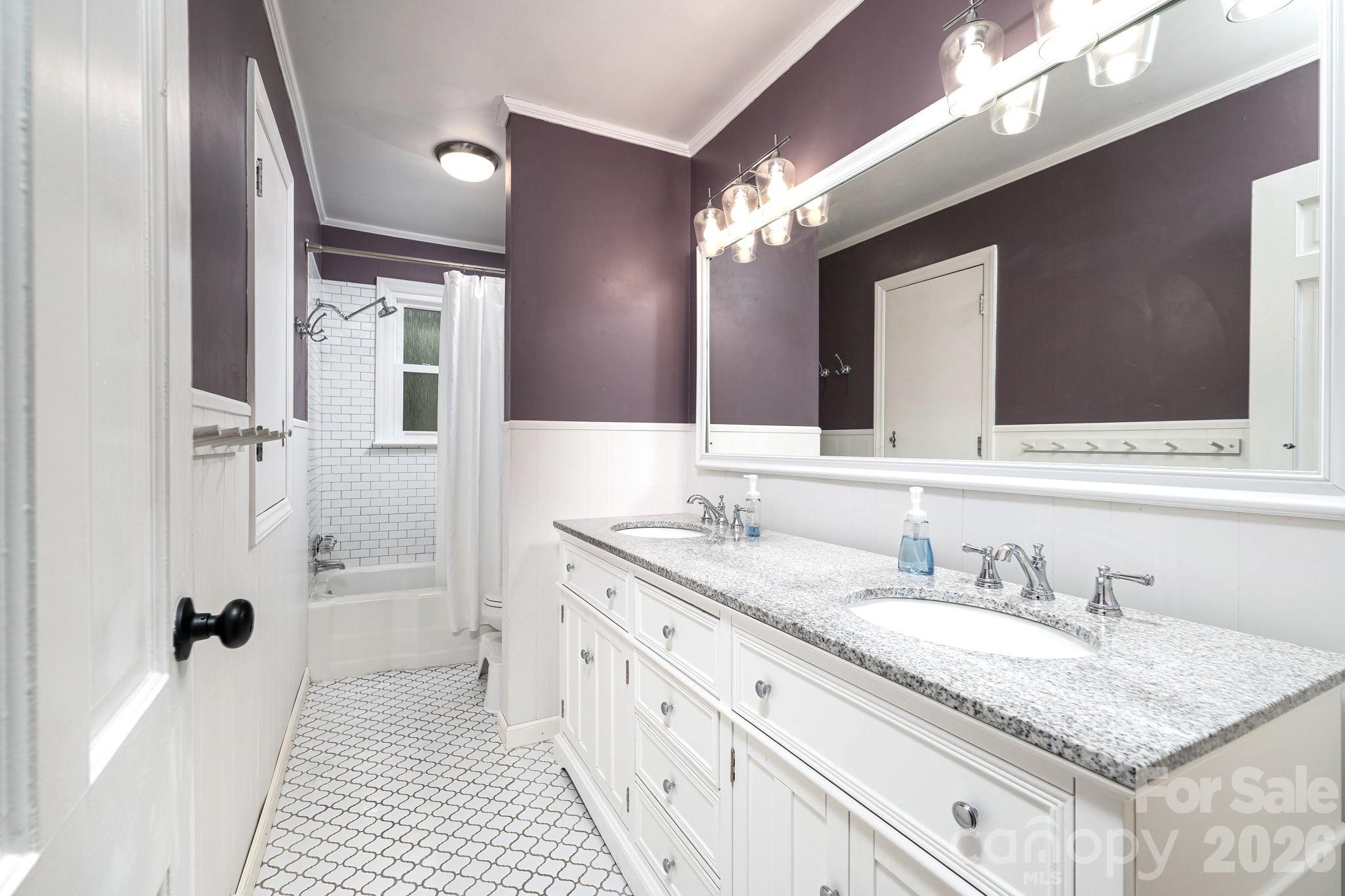 504 Dogwood Lane — Belmont