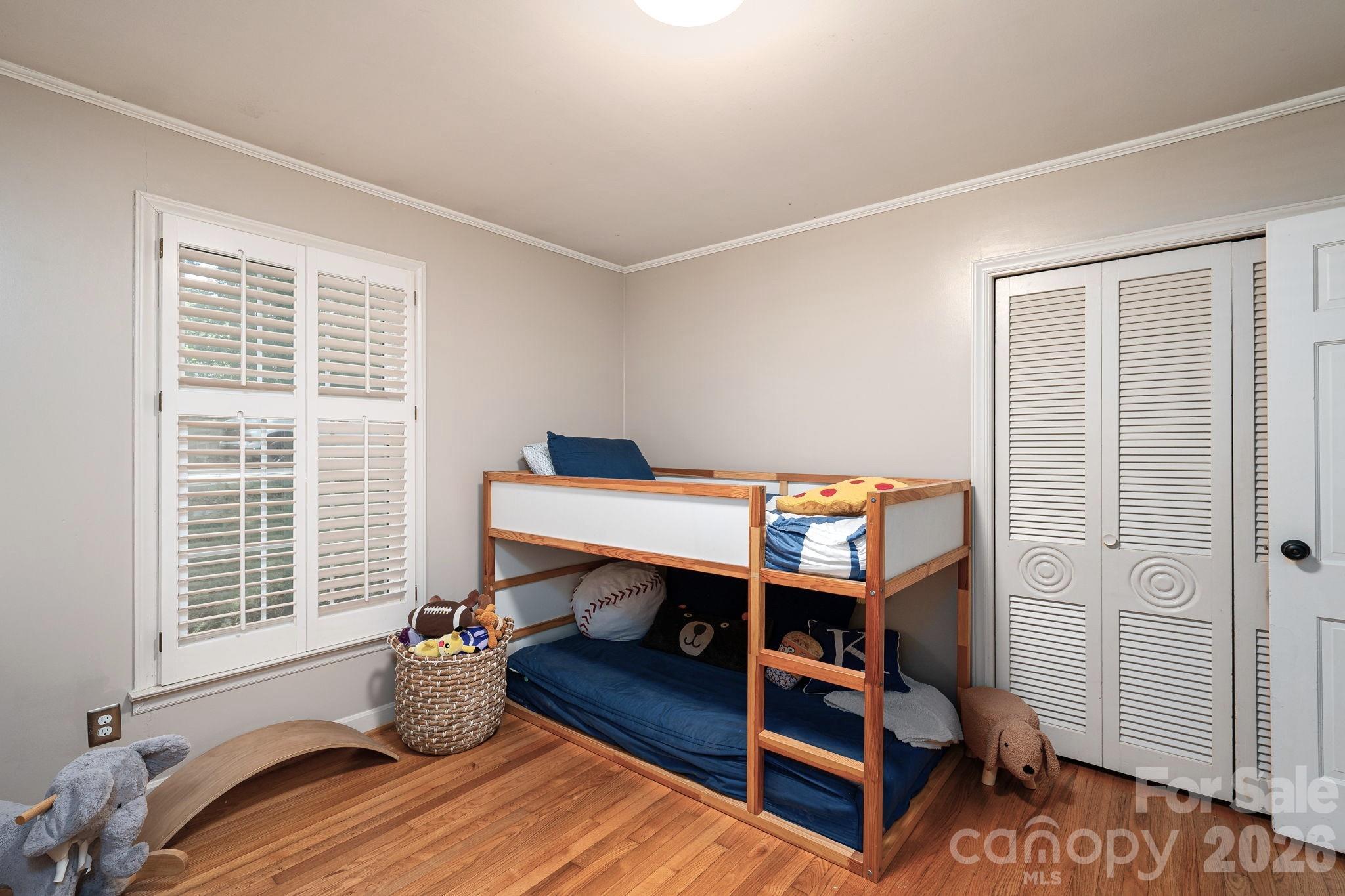 504 Dogwood Lane — Belmont
