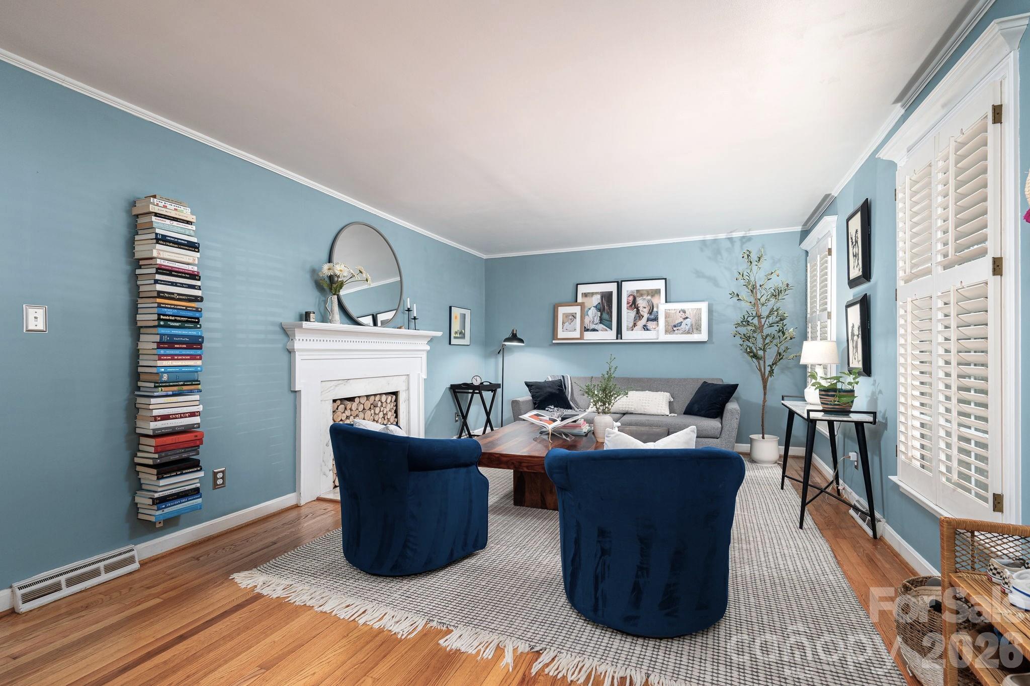504 Dogwood Lane — Belmont