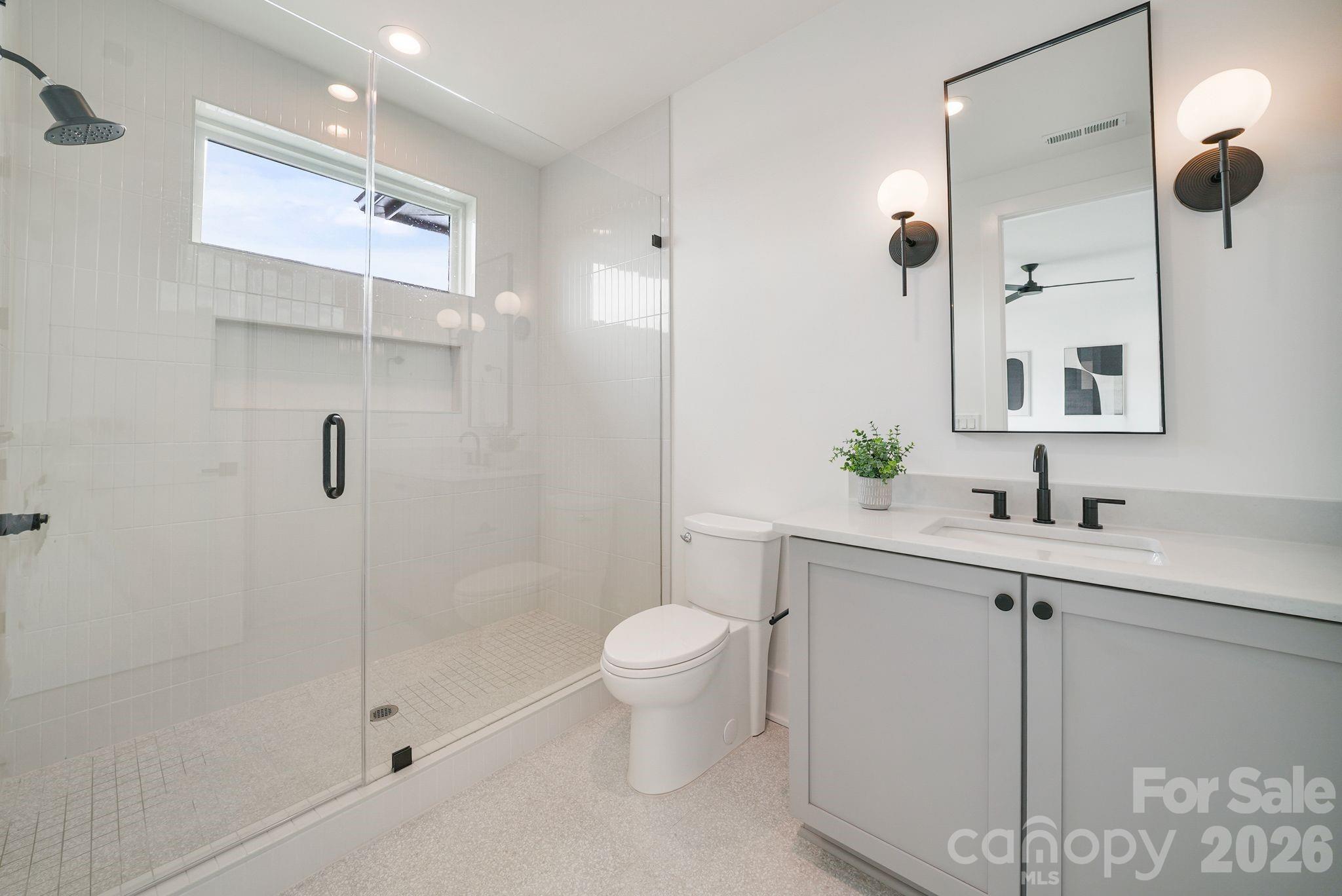 850 Mainsail Road — Salisbury