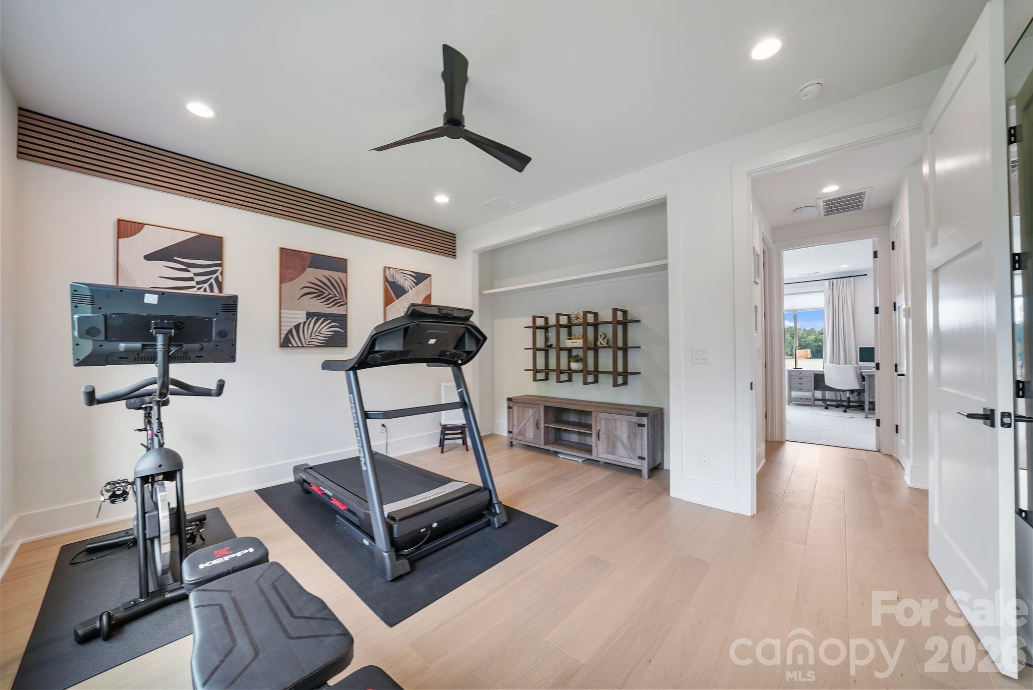 850 Mainsail Road — Salisbury