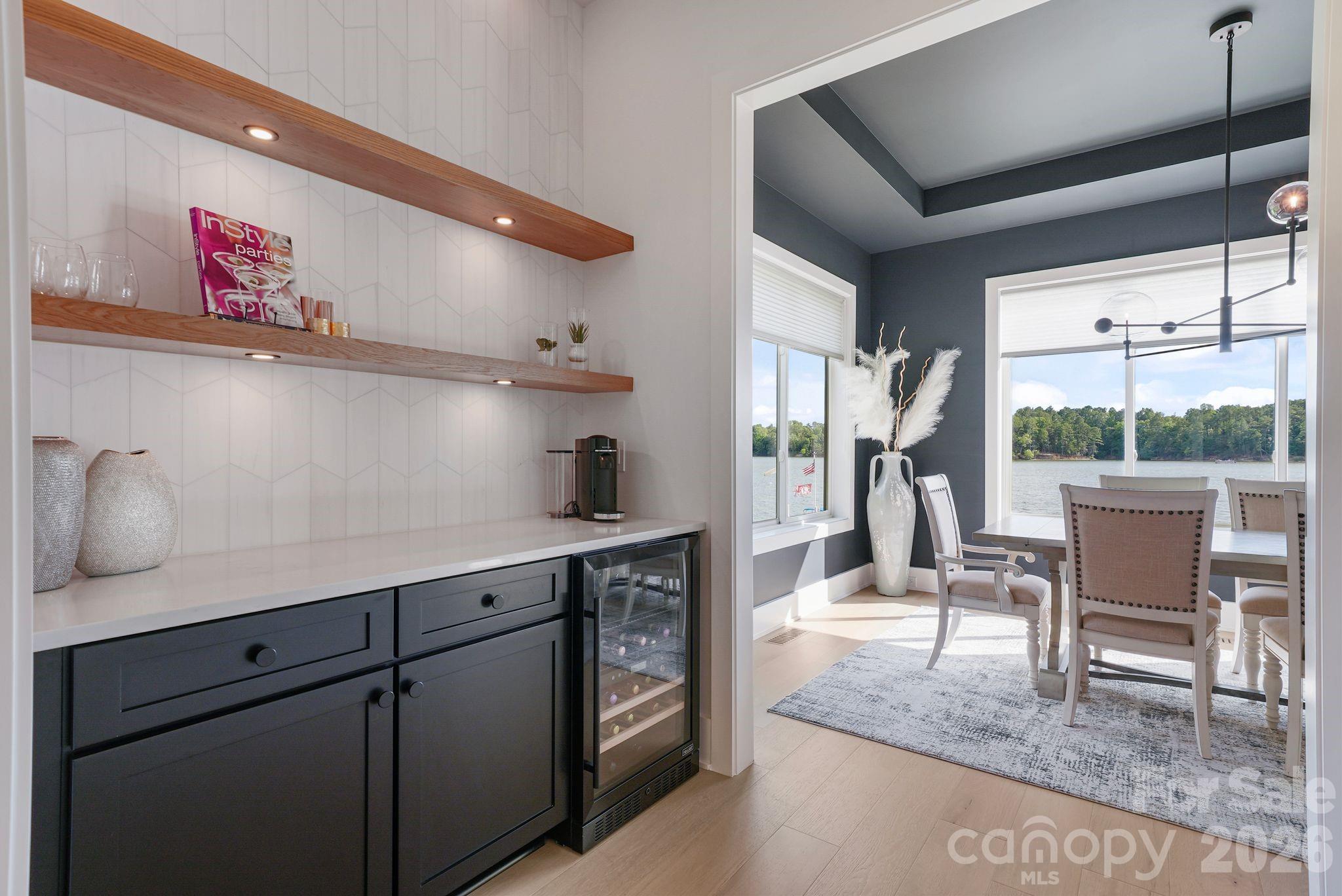 850 Mainsail Road — Salisbury
