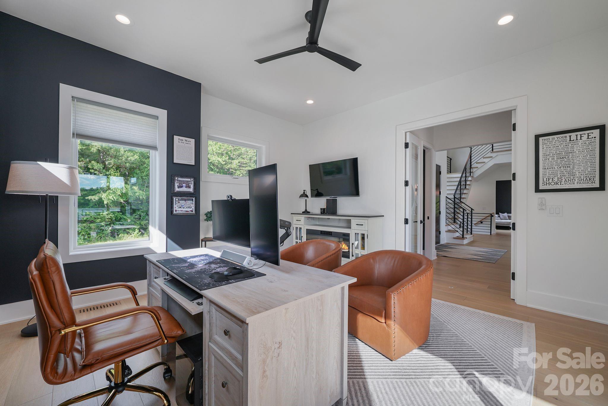 850 Mainsail Road — Salisbury