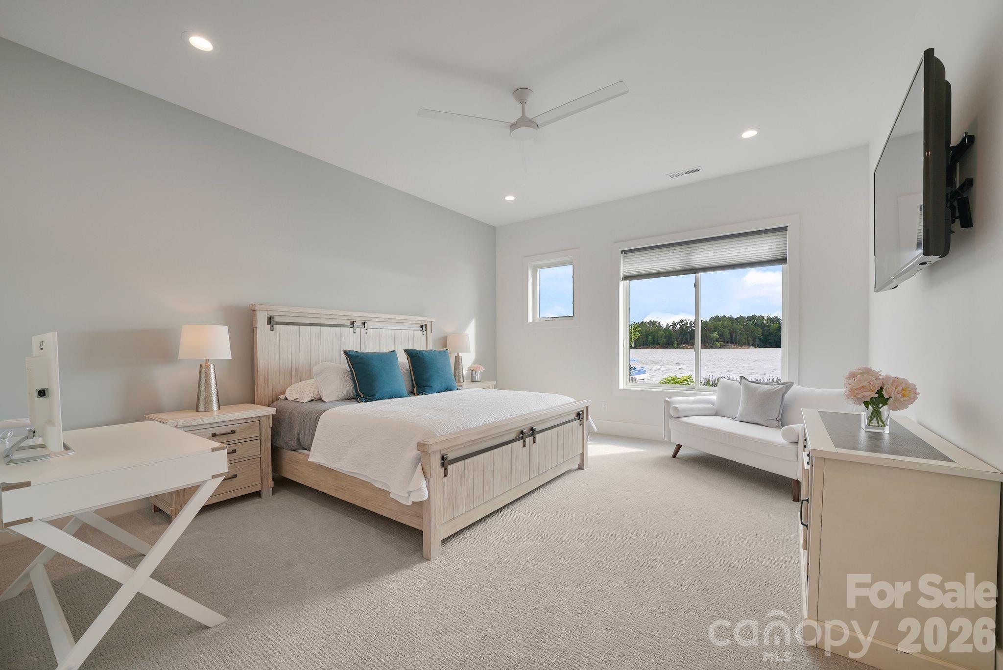 850 Mainsail Road — Salisbury