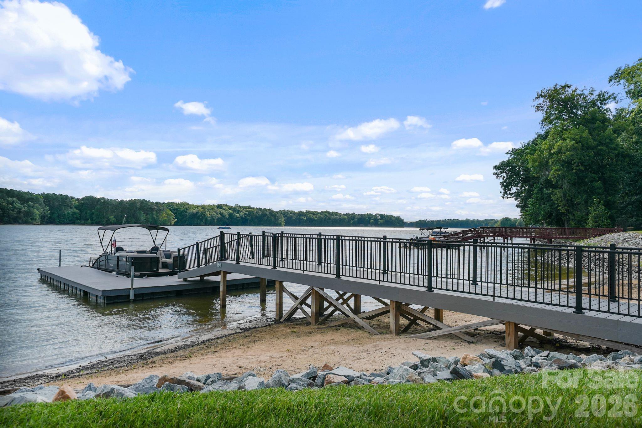 850 Mainsail Road — Salisbury